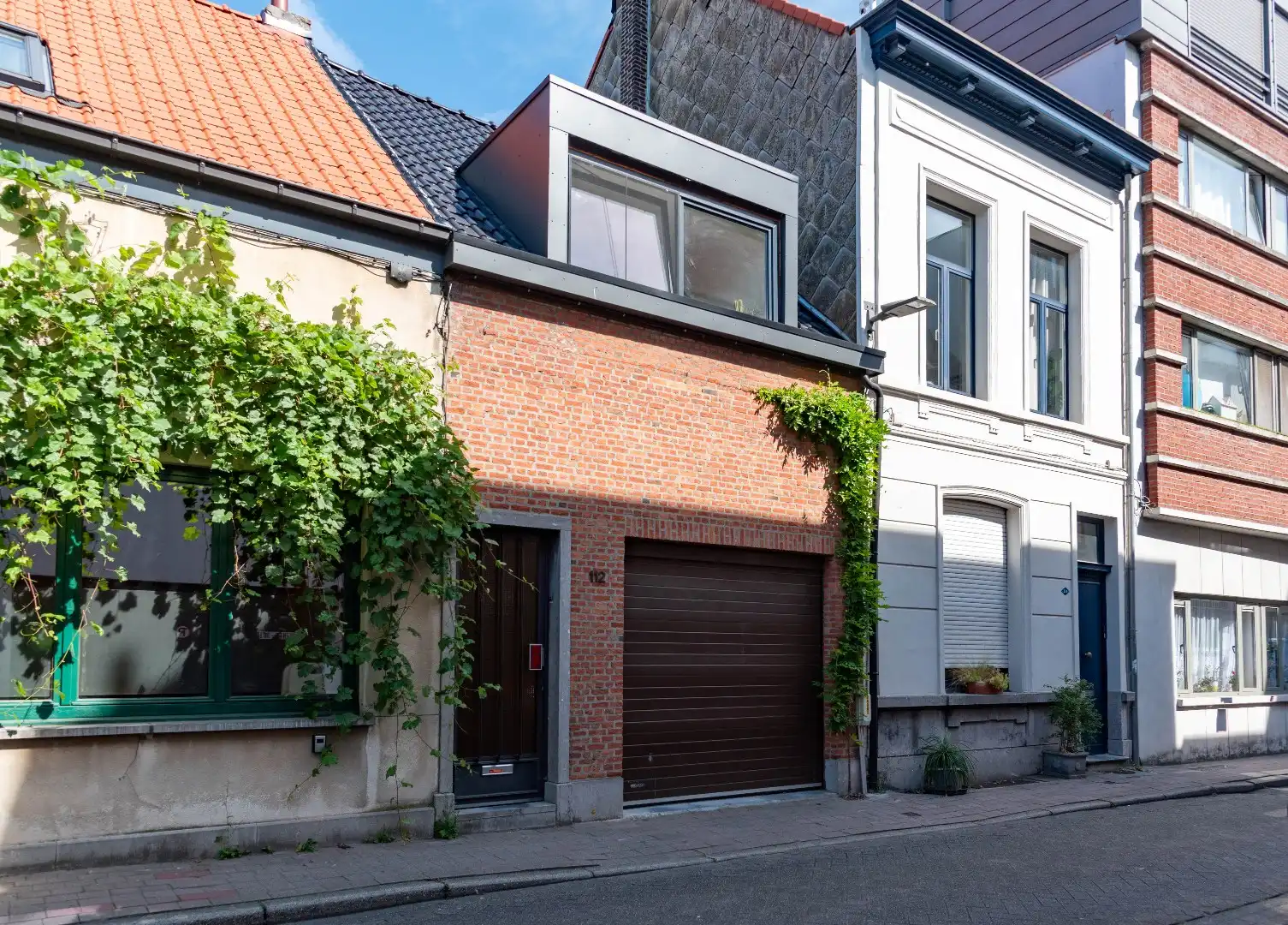 Hiddem gem met tuin in hippe buurt foto 9