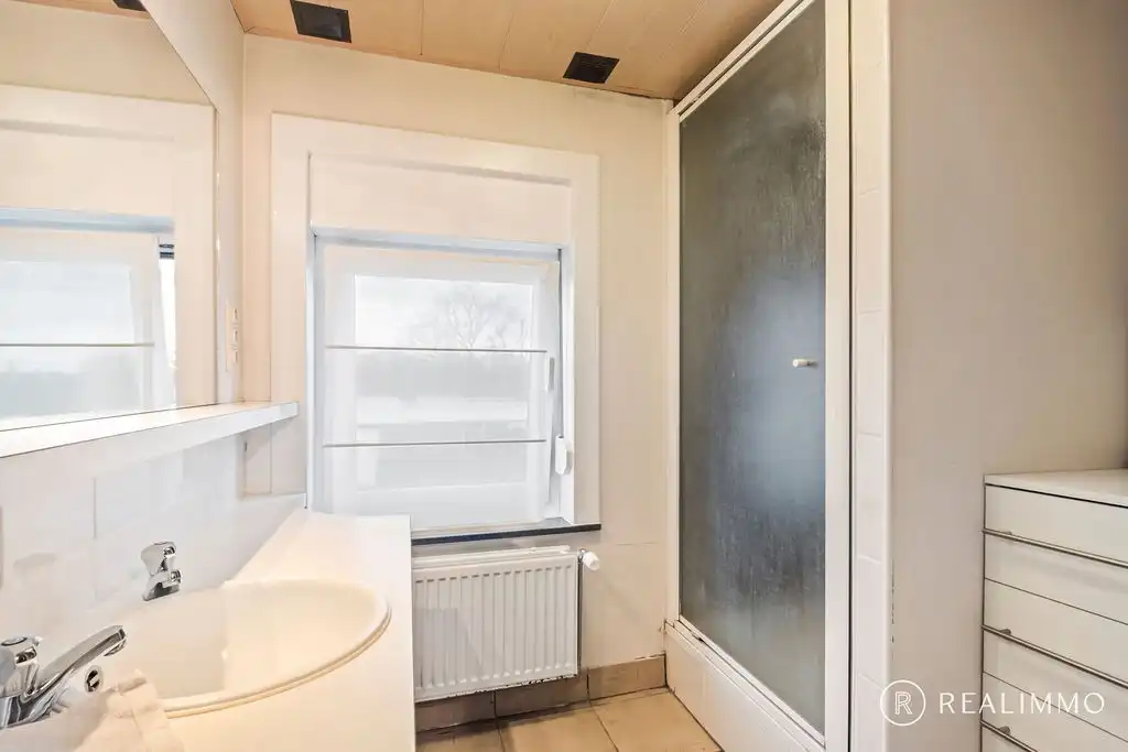 Instapklare halfopen bebouwing op 359 m² te Moen foto 13