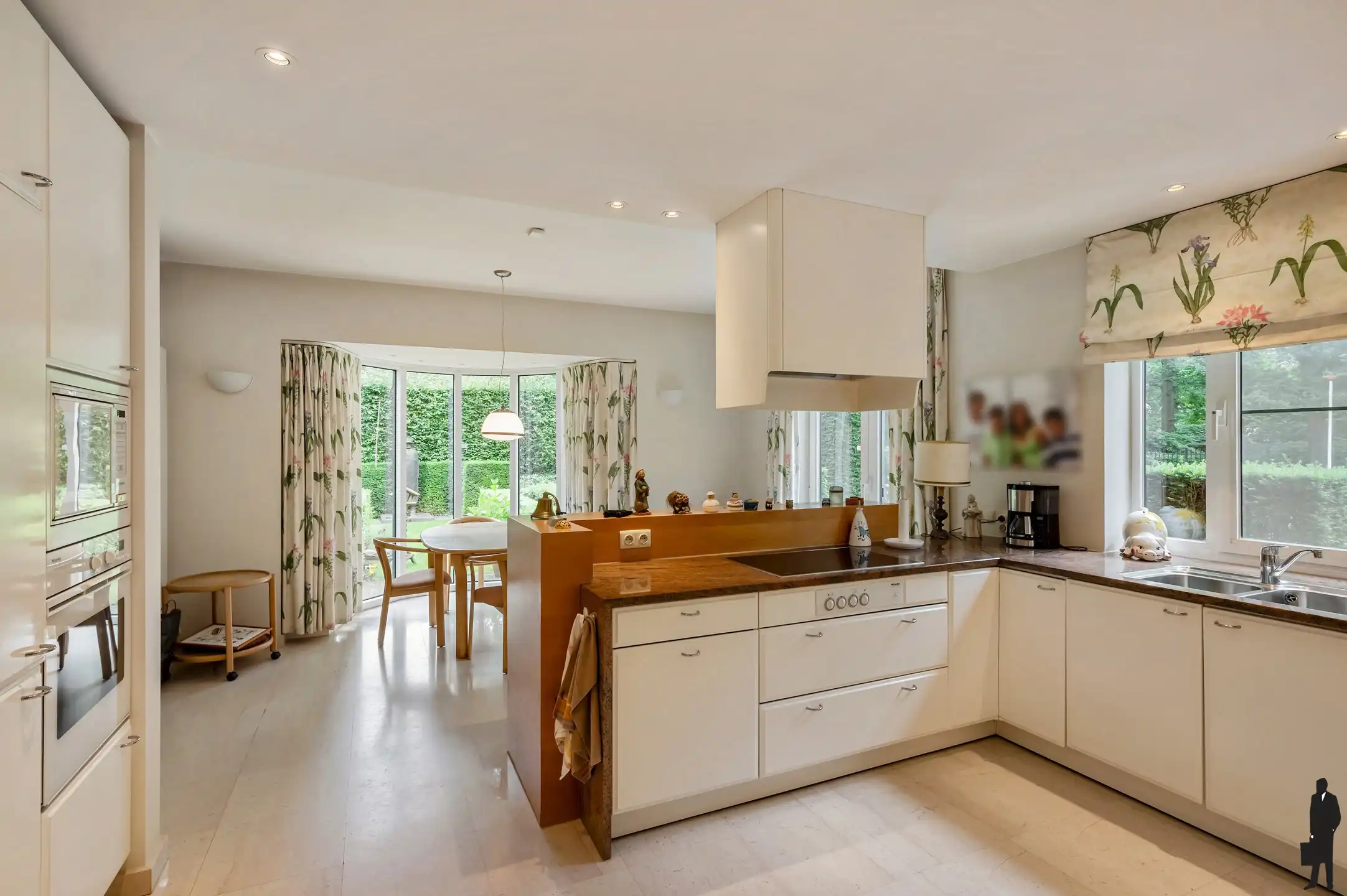 Exclusieve villa met parktuin in Vriesdonk, op ca. 6.411 m² foto 10