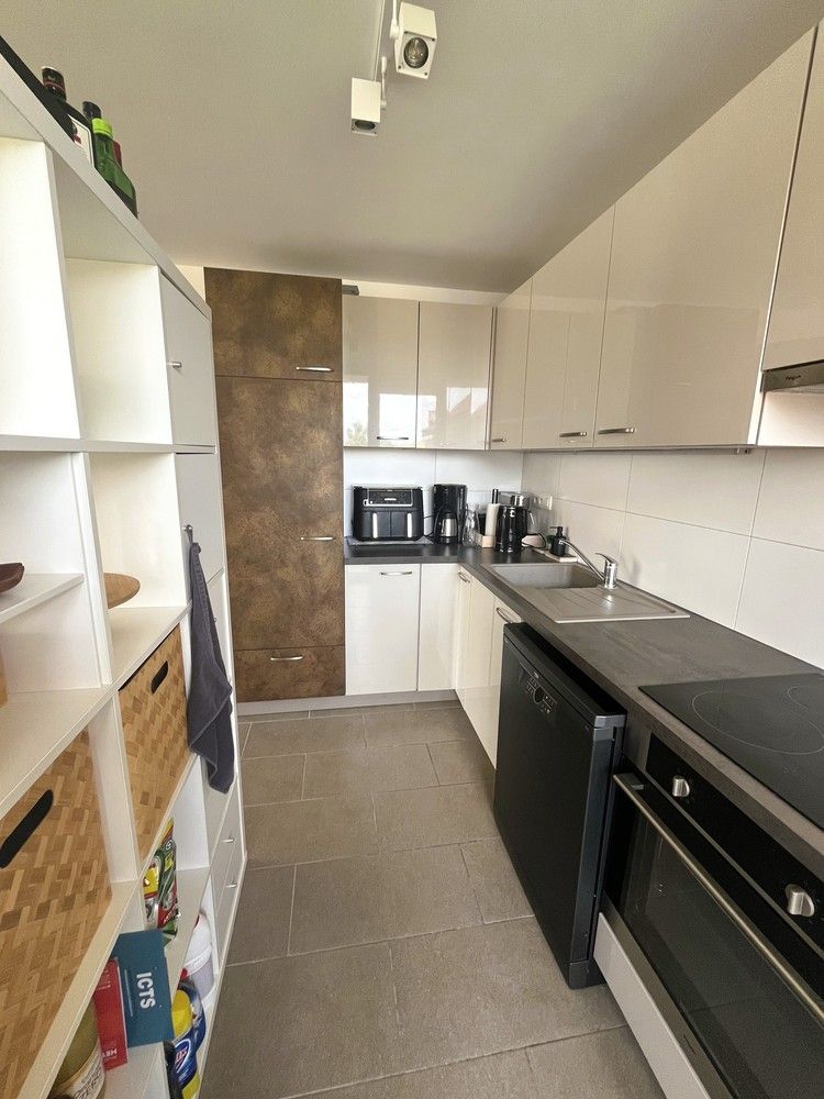 Gerenoveerd appartement met garagebox. foto 4