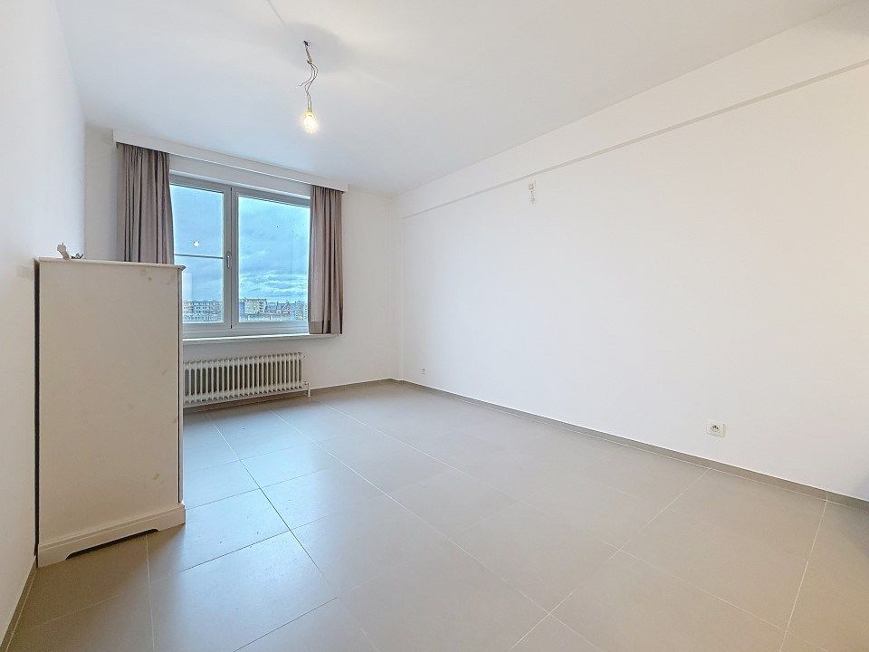 Volledig gerenoveerd, energiezuinig appartement met garage op de 5de verdieping foto 5