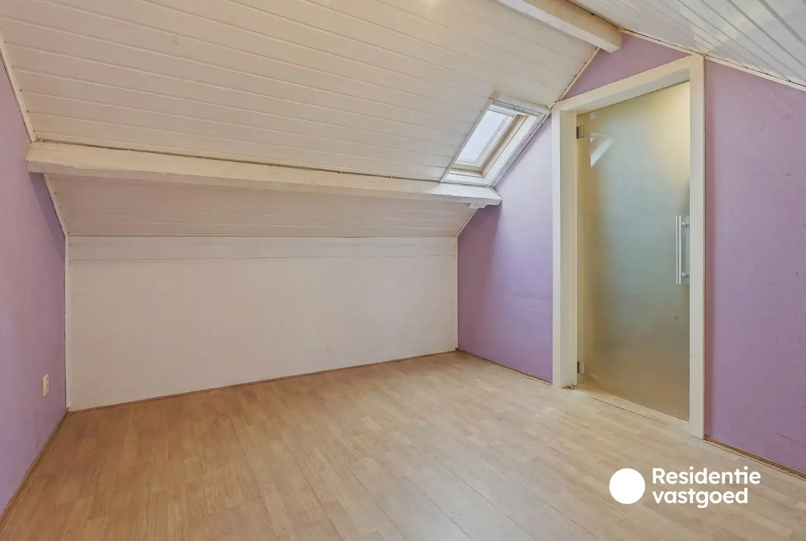 Instapklare woning in hartje Diksmuide, met zicht op het stadspark! foto 15