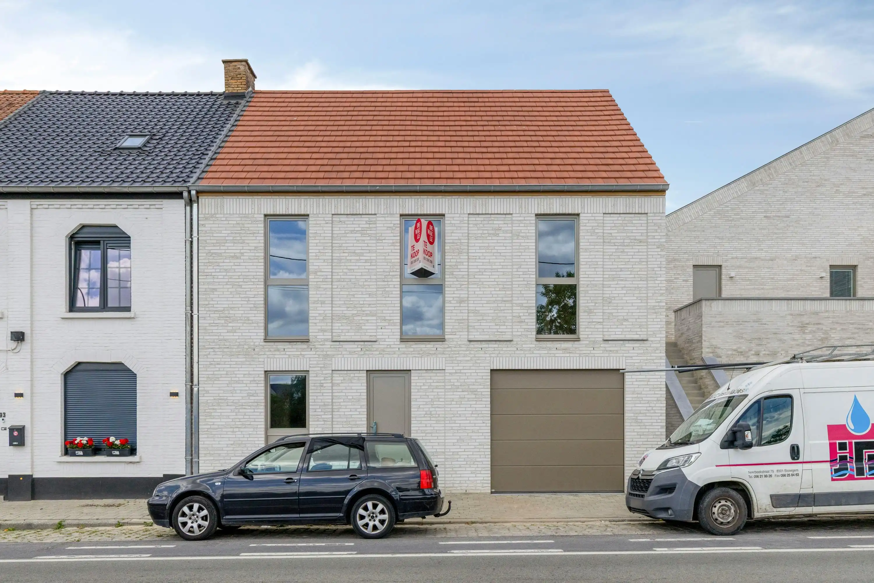 Uniek en energiezuinig huis te koop in Meulebeke foto 11