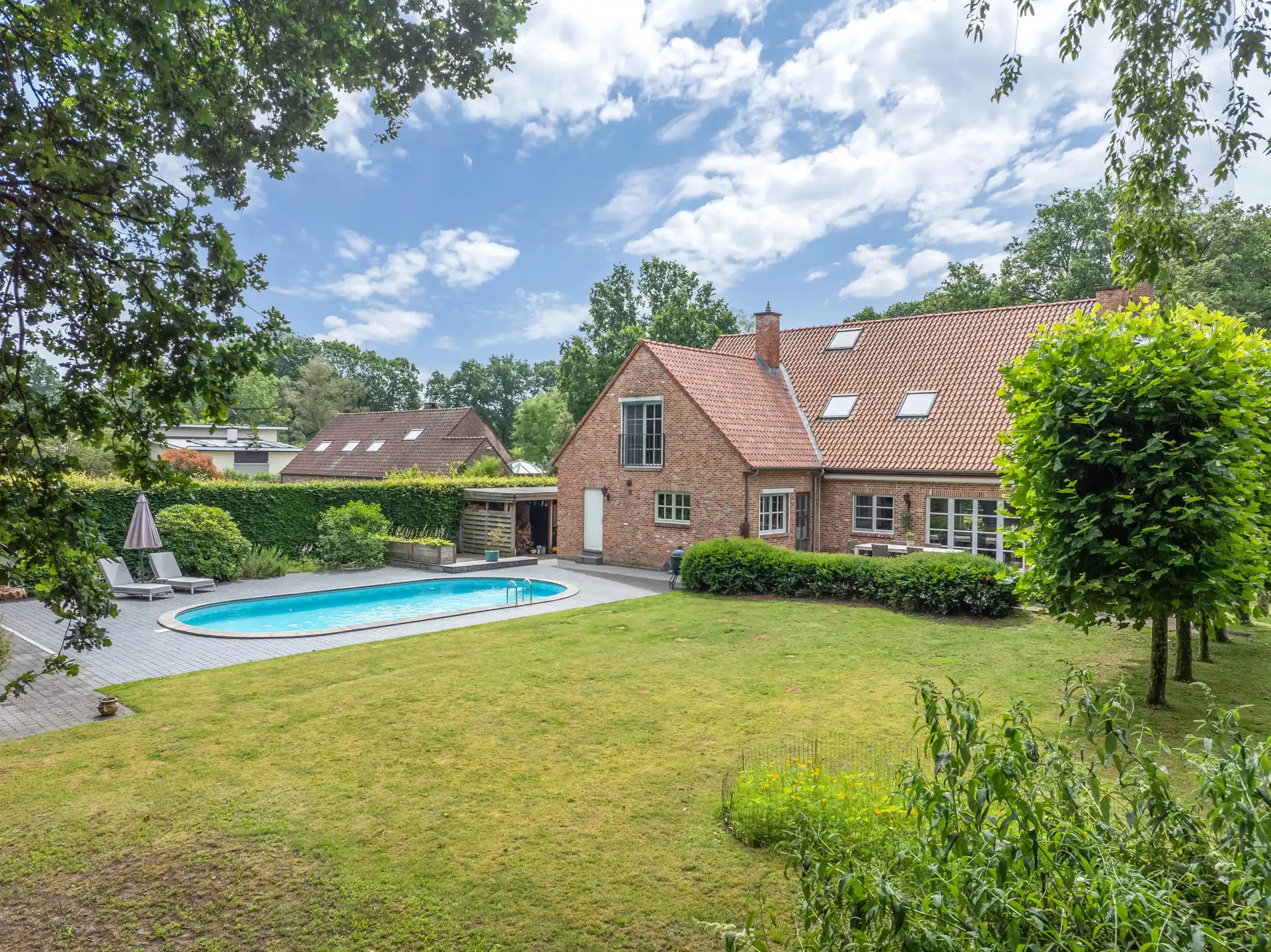 Charmante villa met zwembad en poolhouse in alle privacy foto 33