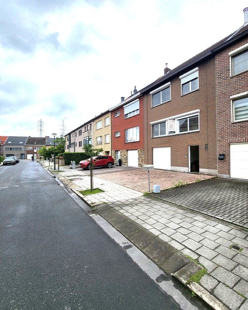 Bel-étage in aangename woonwijk. foto 22