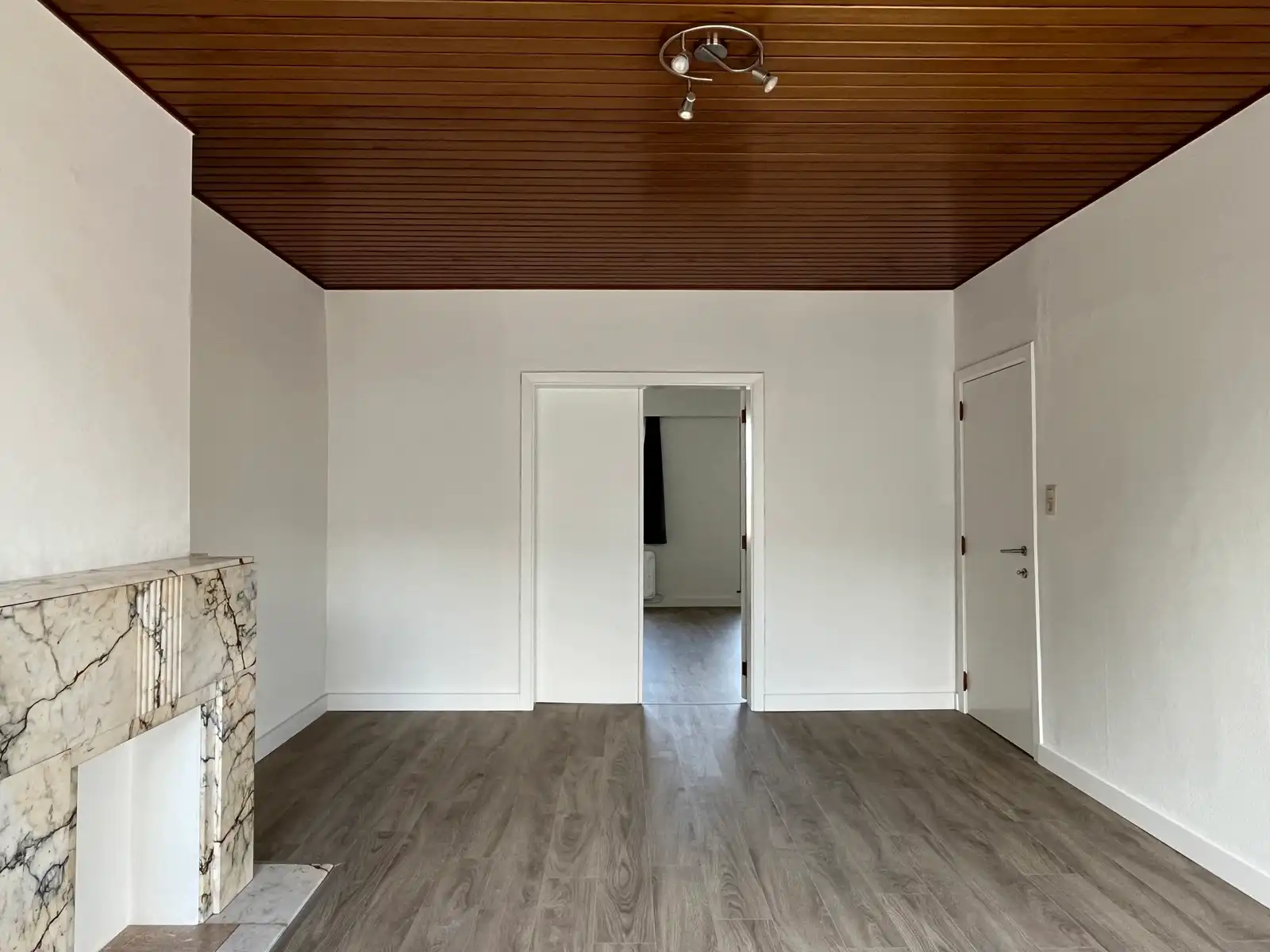 Gerenoveerd dakappartement in het centrum foto 4