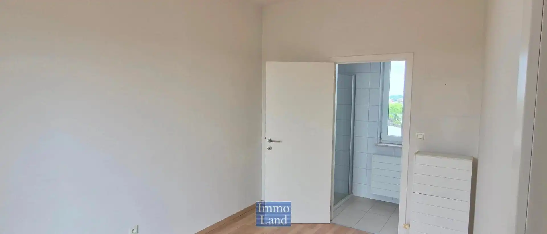 Ruim en energiezuinig appartement van 140 m2 met een groot terras van 40m². foto 14