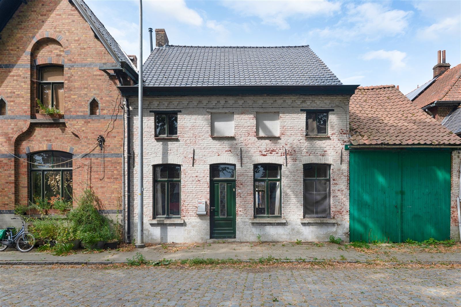 Kasteeldienstwoning te hartje Herzele foto 2