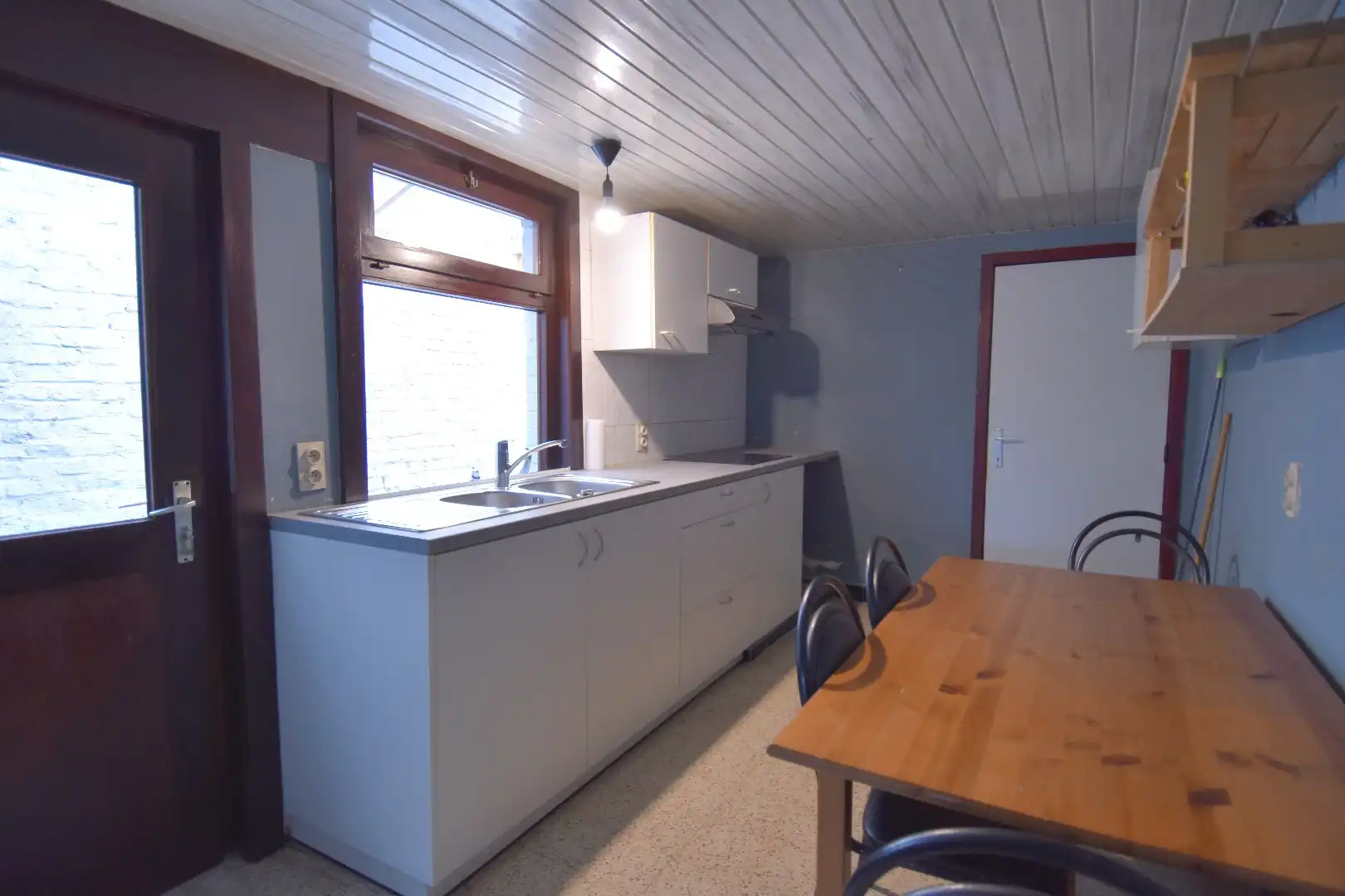 Woning met 2 slaapkamers en tuin vlakbij centrum Bissegem foto 5