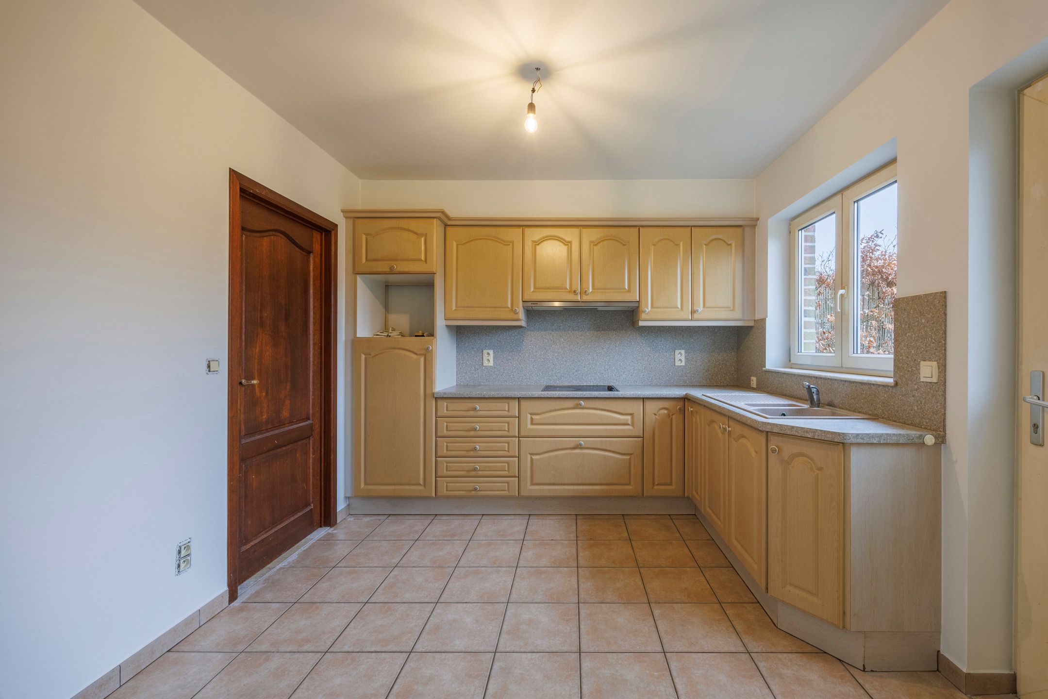 Landelijke, instapklare gezinswoning met 3 slaapkamers foto 7