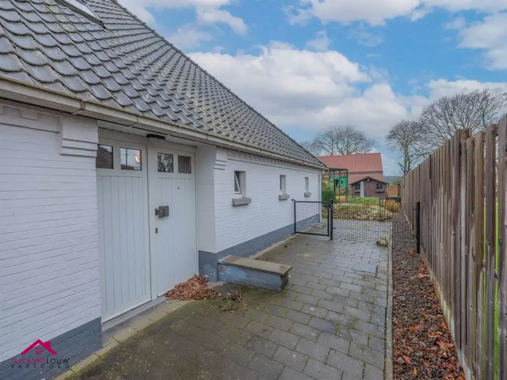 Charmante vrijstaande woning foto 4