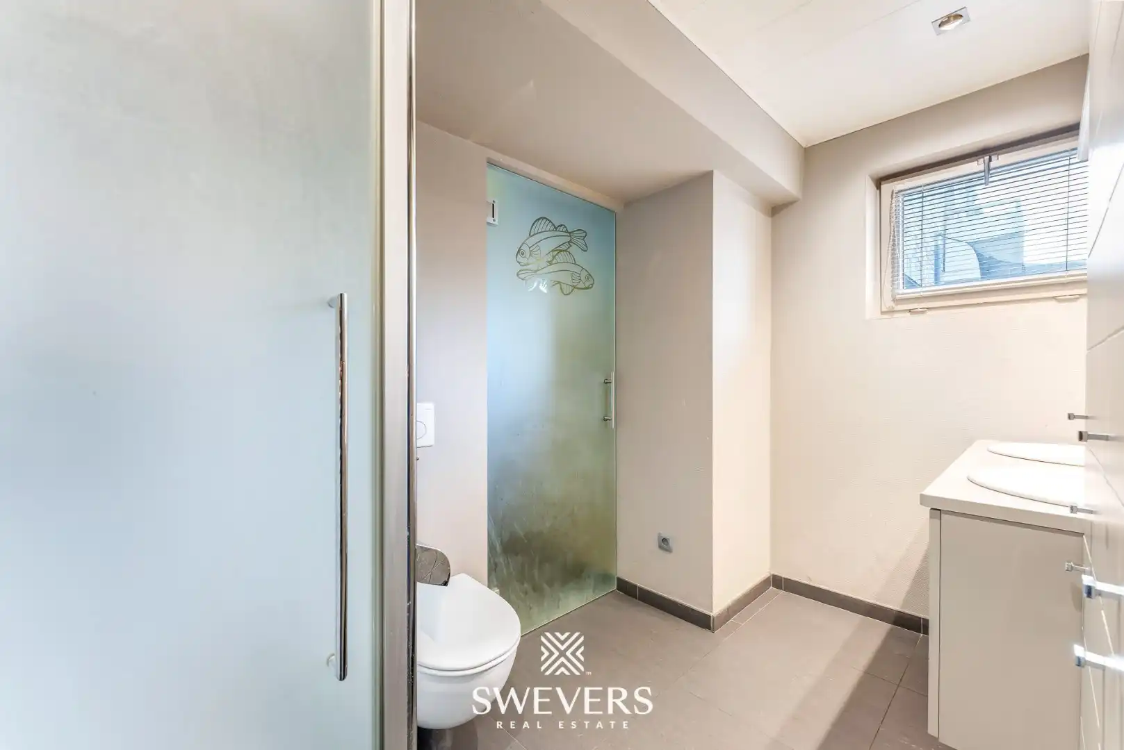 Gelijkvloers appartement net buiten Beringen centrum foto 10