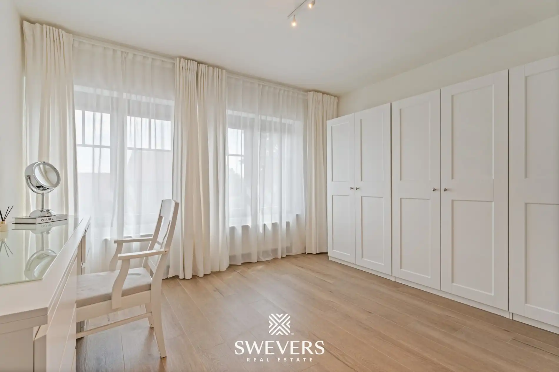 Prachtig gerenoveerde woning met 3 slaapkamers foto 22