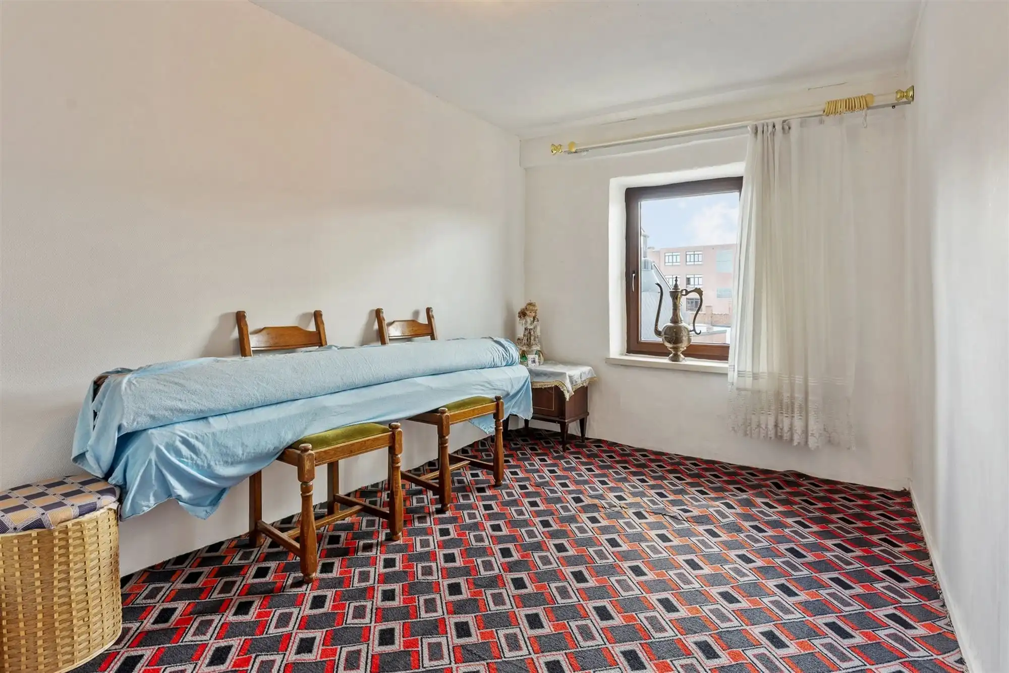 CENTRAAL GELEGEN WONING (197M²) MET 5 SLAAPKAMERS EN BUITENRUIMTE TE HASSELT CENTRUM foto 13