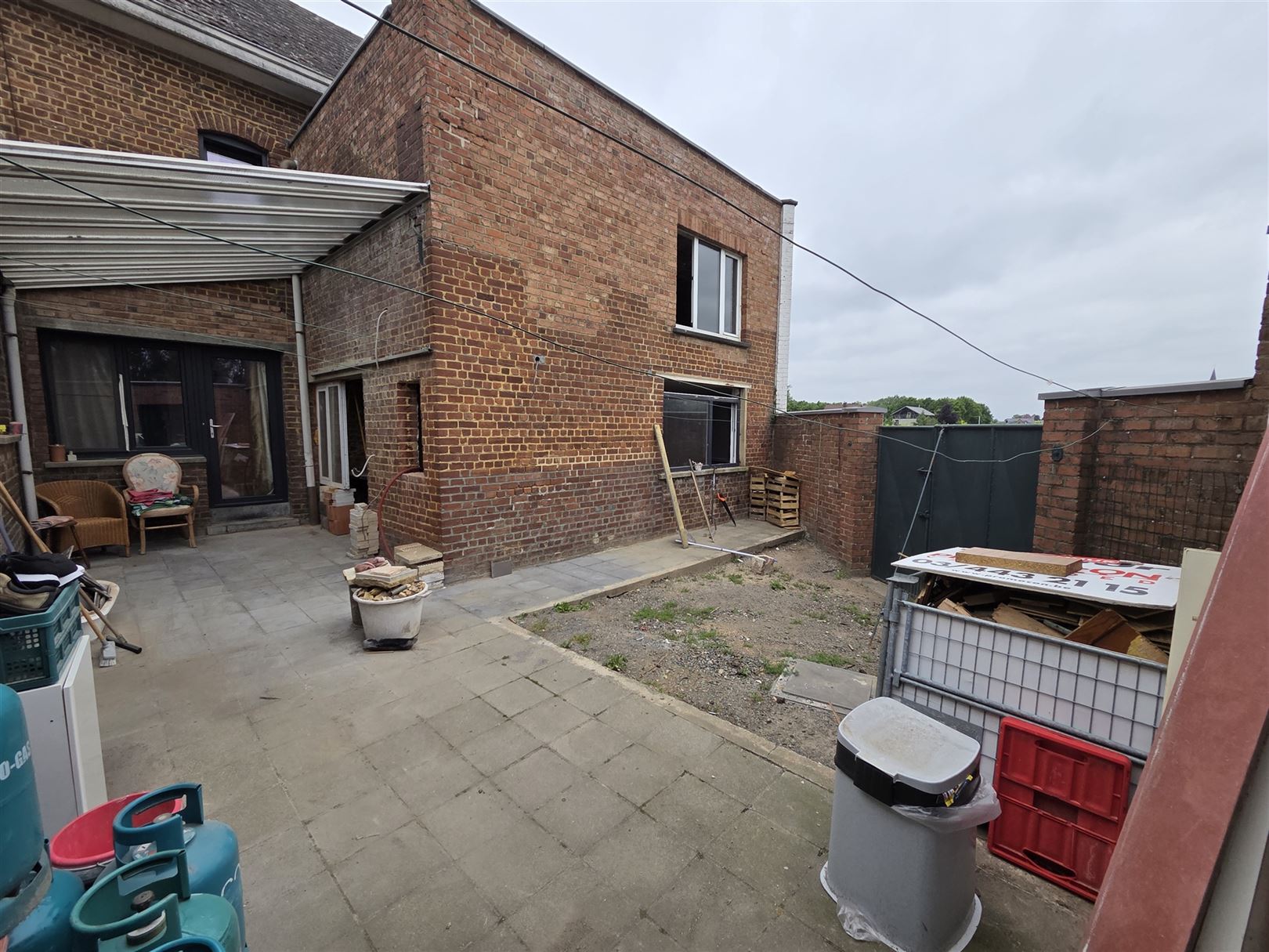 Ruime halfopen woning te Brakel foto 15