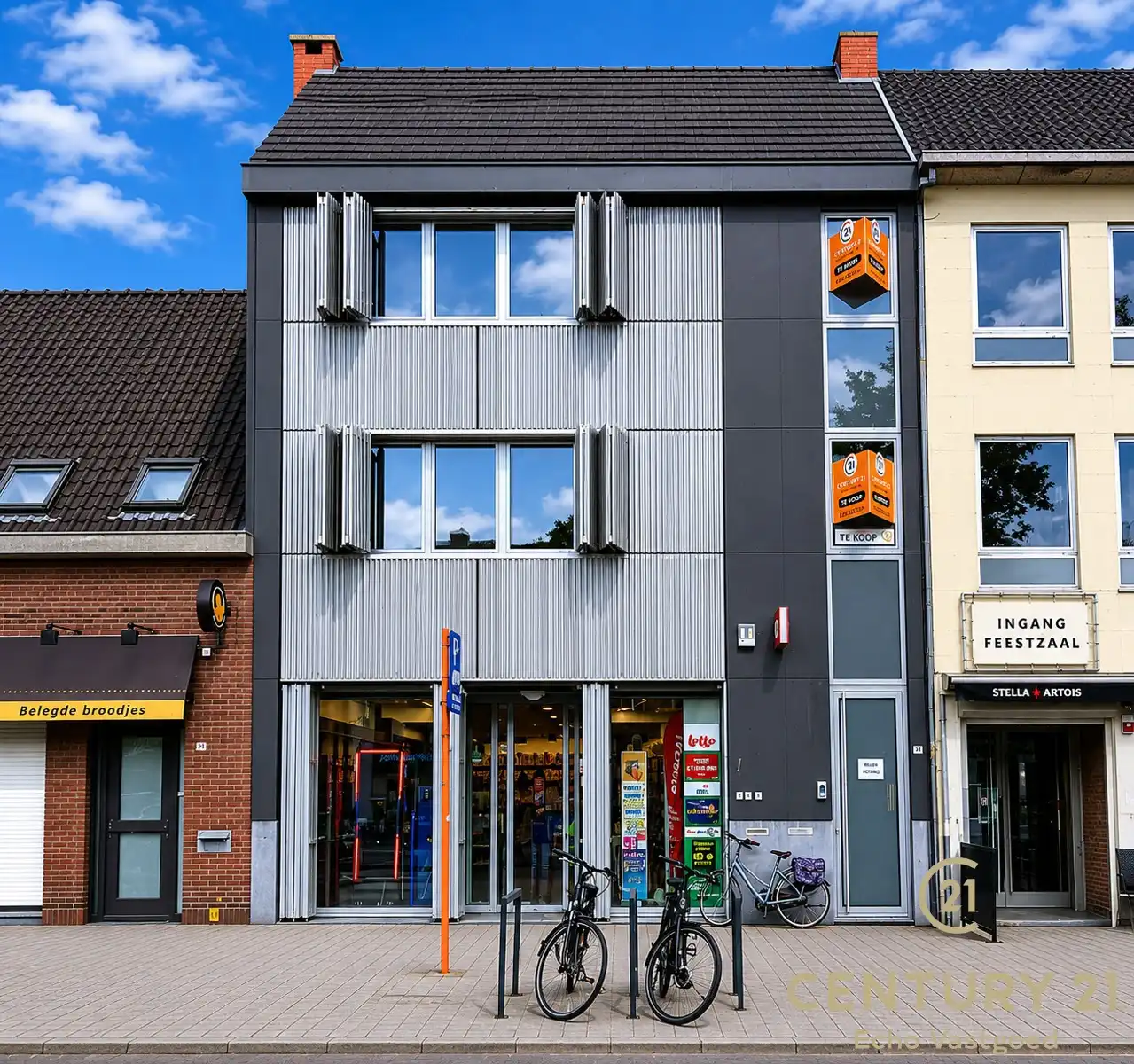 Instapklaar handelspand met duplex en tuin in Rijkevorsel foto {{pictureIndex}}