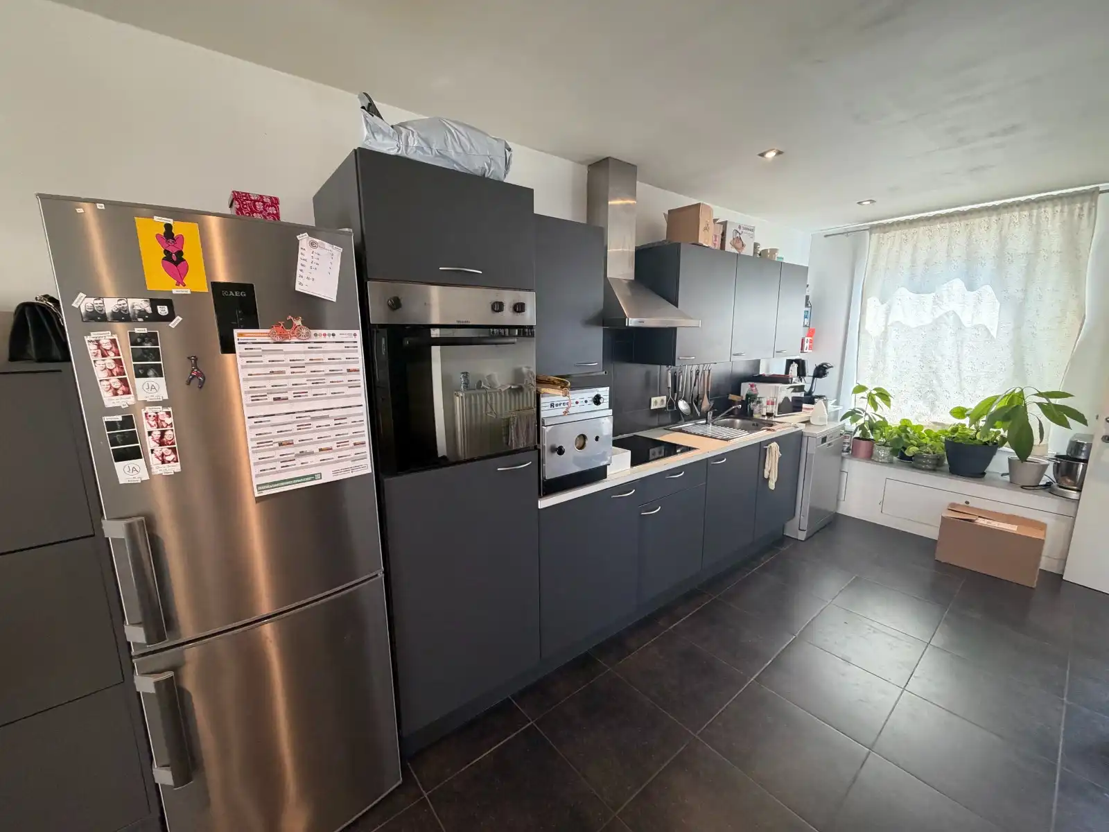 Gezellige rijwoning met 2 slaapkamers op ideale ligging!! foto 4