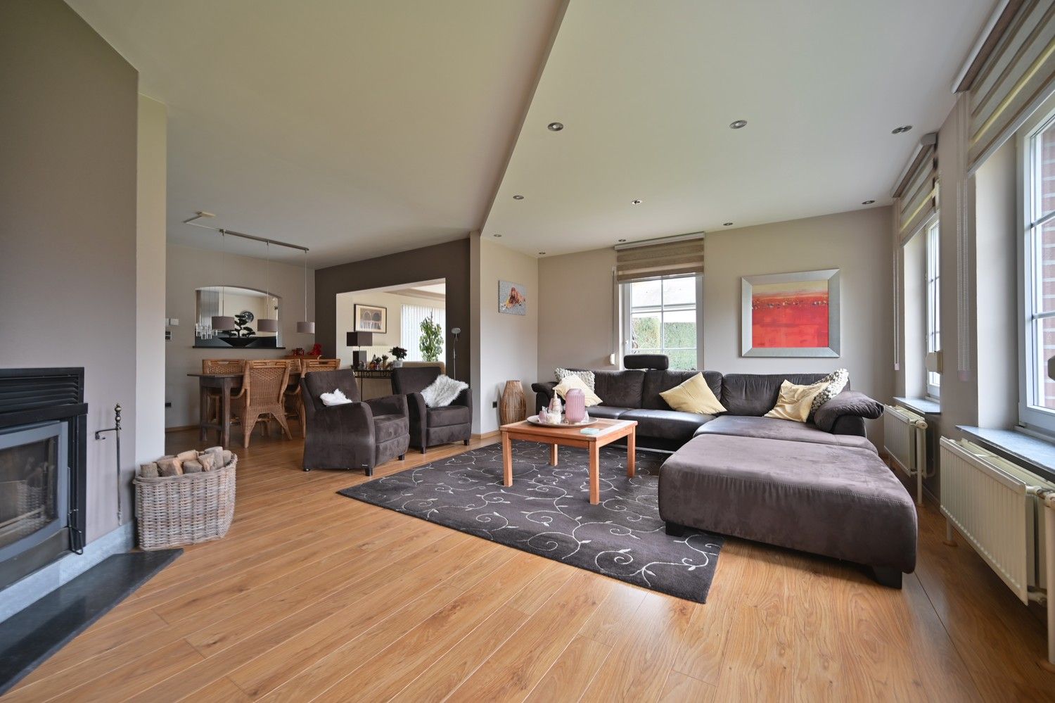 Riante woning met 5 slaapkamers (praktijkruimte), rustig gelegen nabij natuur foto 8