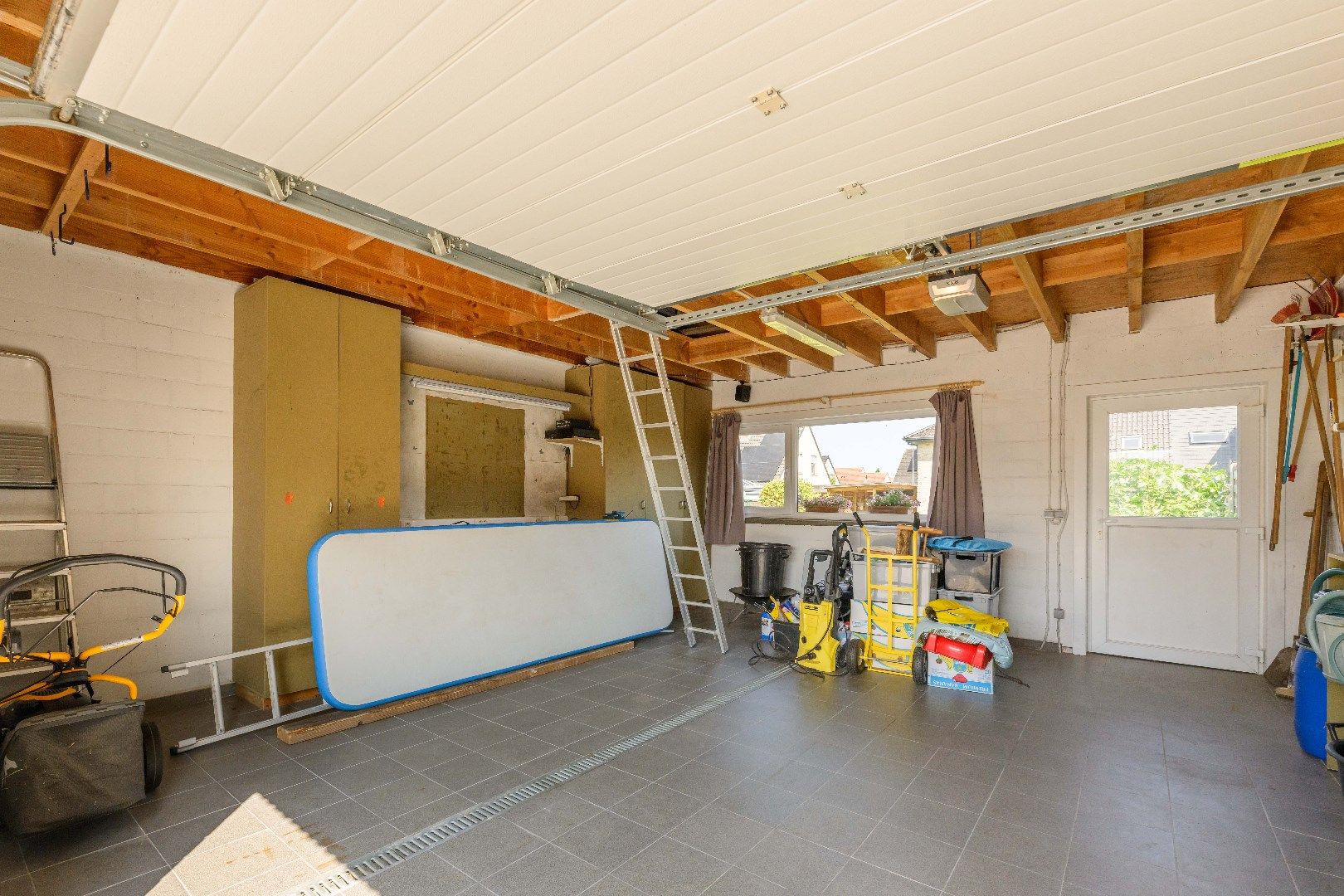 PRACHTIGE VILLA IN RUSTIGE WOONWIJK | 4 SLPKS | 2 GARAGES foto 21