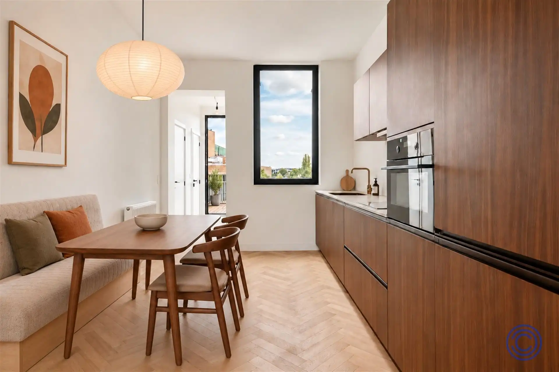 Stijlvolle duplex met zonnig dakterras in Berchem! foto 2