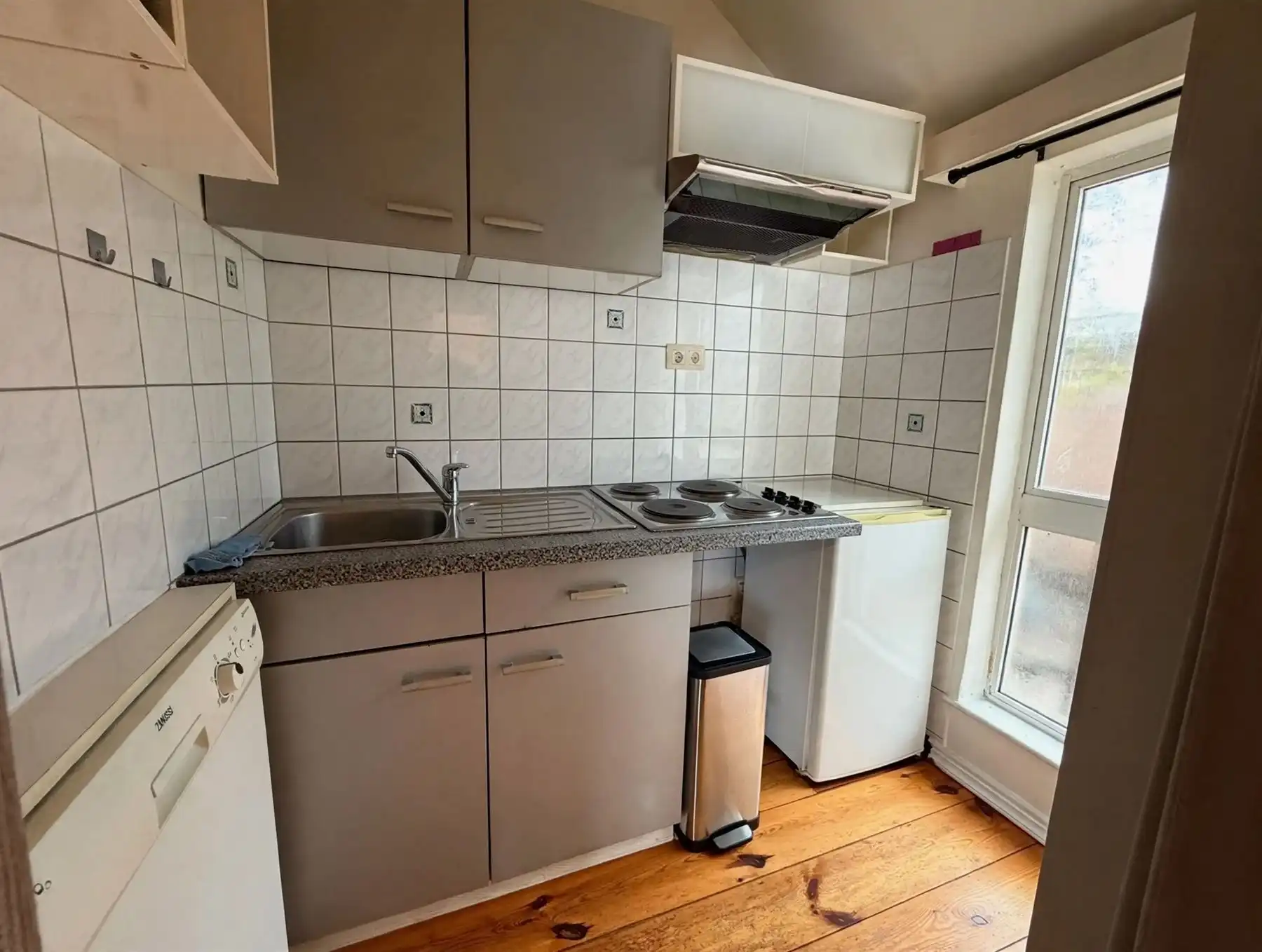 APPARTEMENT OP DE 3 E VERDIEPING foto 3