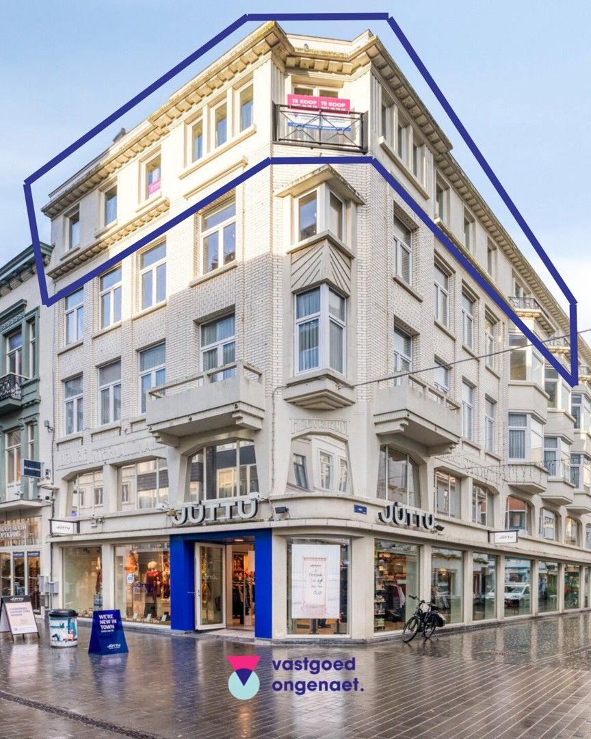 Penthouse / Duplex (2 volwaardige appartementen) foto {{pictureIndex}}