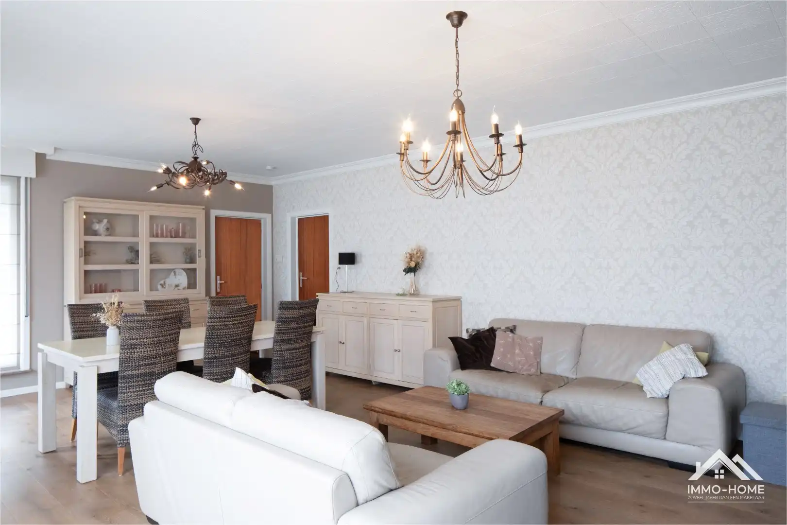 Instapklare vrijstaande bungalow in woonwijk!  foto 7