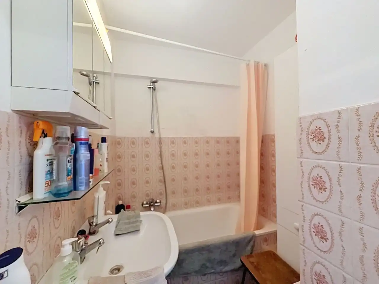 Praktisch ingedeeld appartement met frontaal zeezicht foto 19