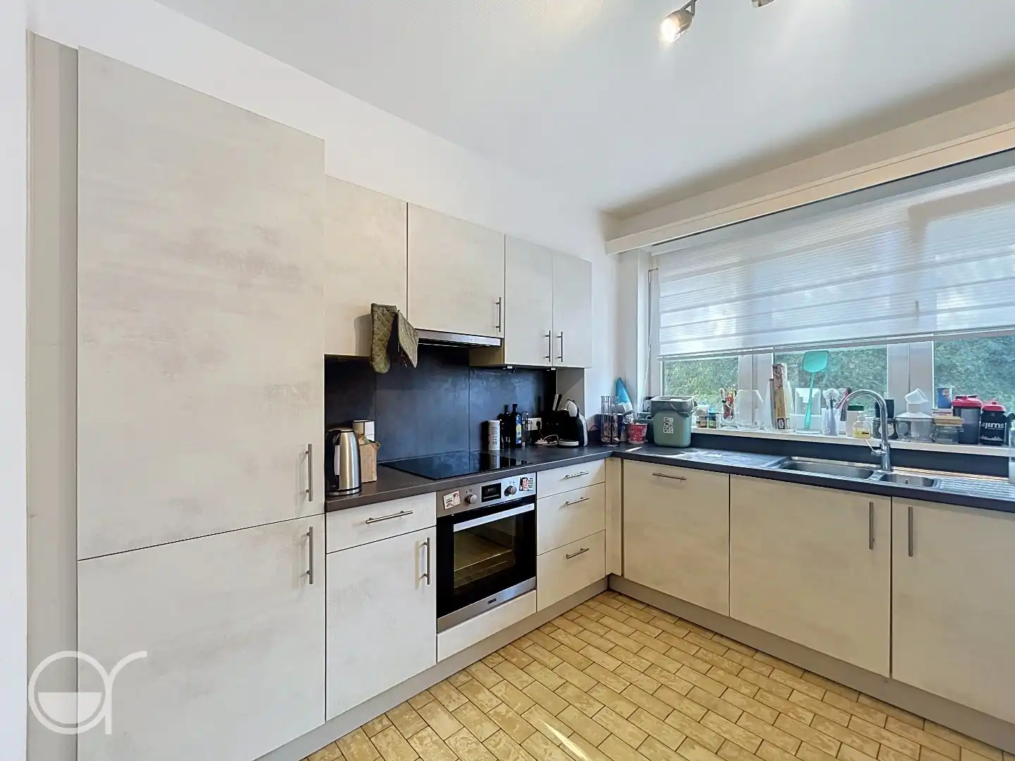 Rustig gelegen appartement met twee slaapkamers incl. garagebox foto 5