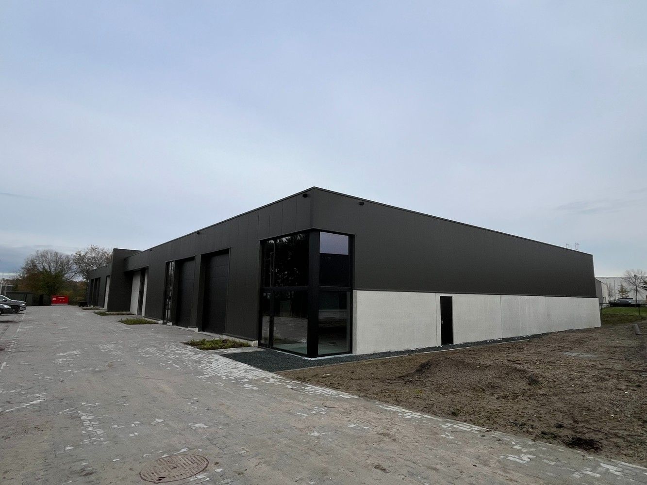 KMO-unit 350m² foto 17