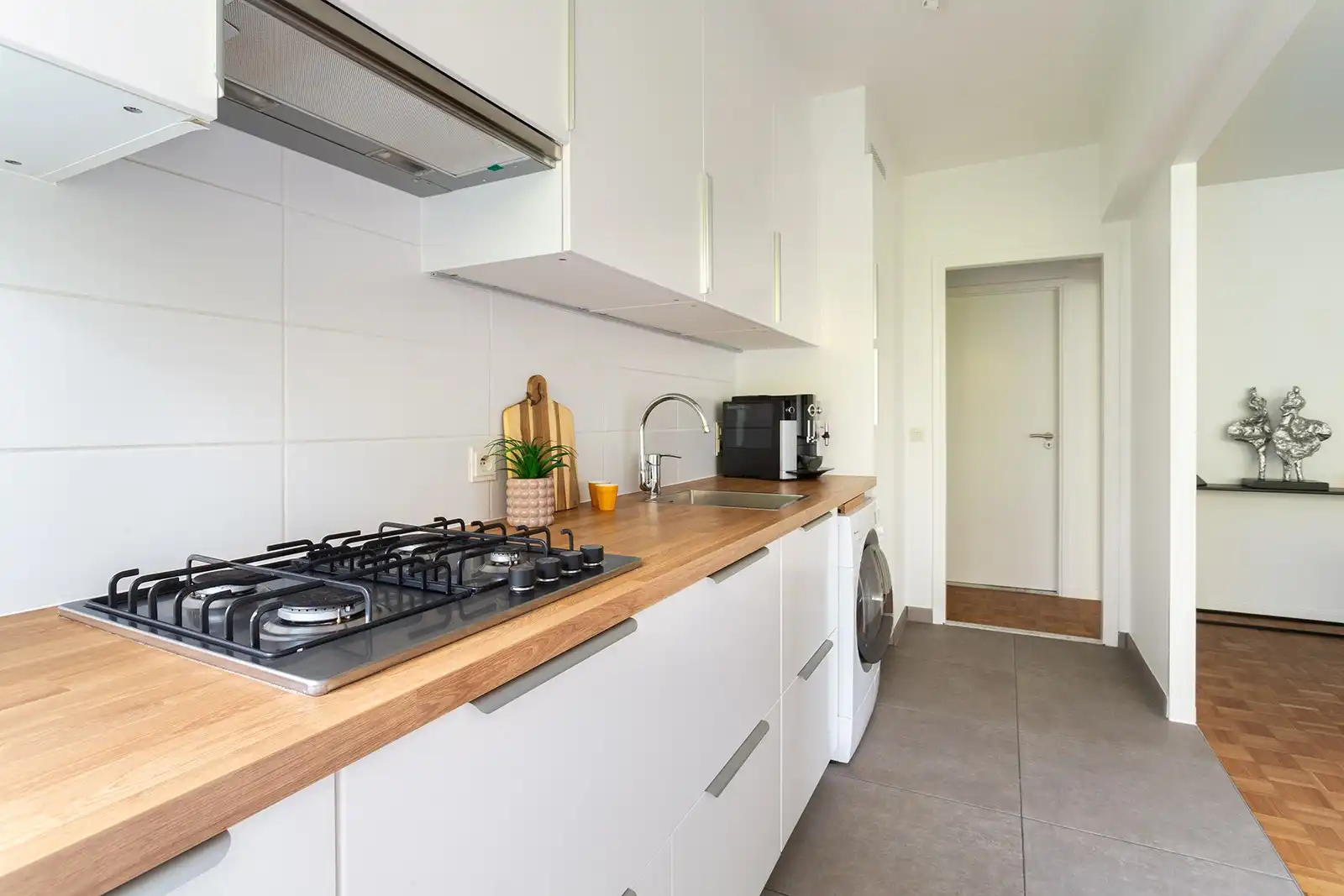 Instapklaar appartement op centrale ligging foto 15