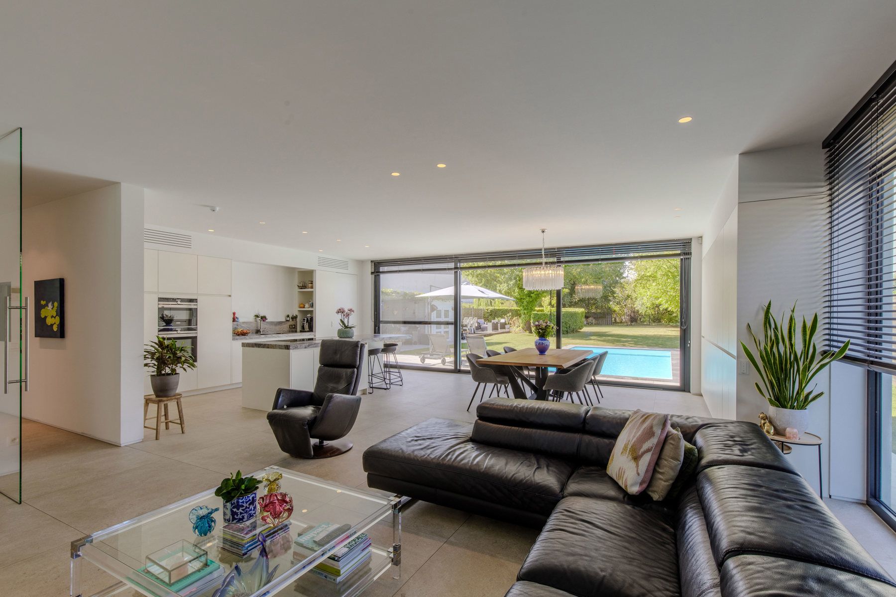 Luxueus wonen en werken onder één dak – BEN-villa met kantoorruimte foto 3