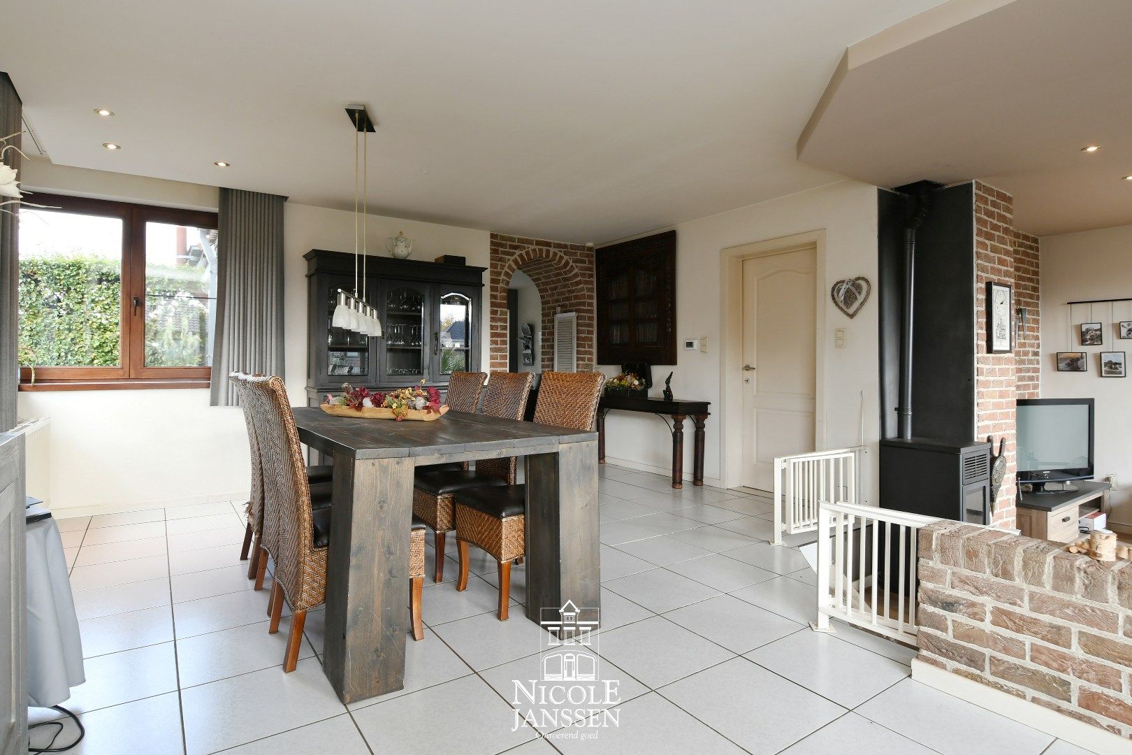 Vrijstaande gezinswoning foto 9