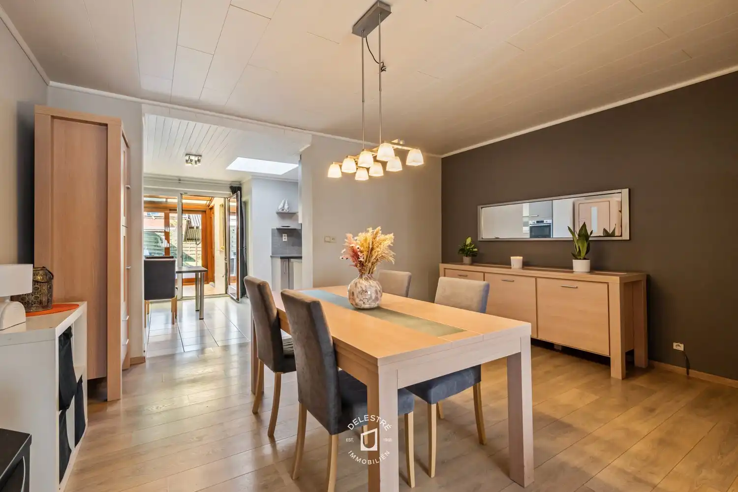 Mooi onderhouden woning in het hart van Ninove, vlakbij het stadspark foto 6