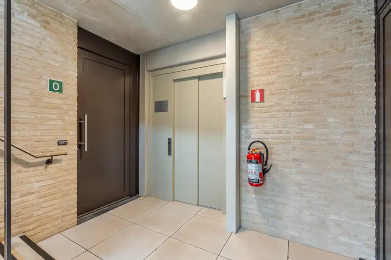 Recent en energiezuinig, gelijkvloers appartement met tuin, autostaanplaats en berging foto 4