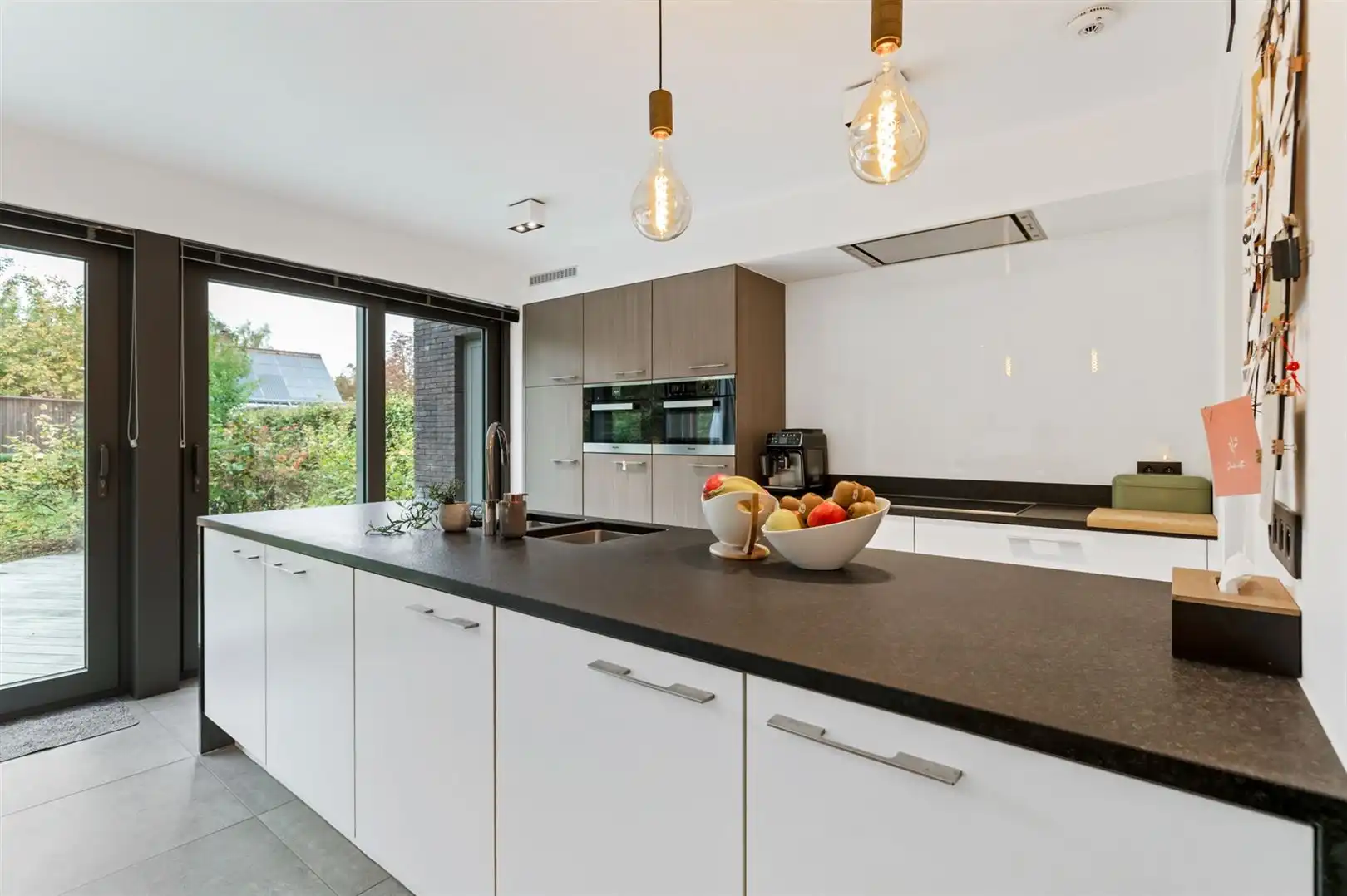 Instapklare ééngezinswoning op ca. 591m2 met 4 slaapkamers foto 13