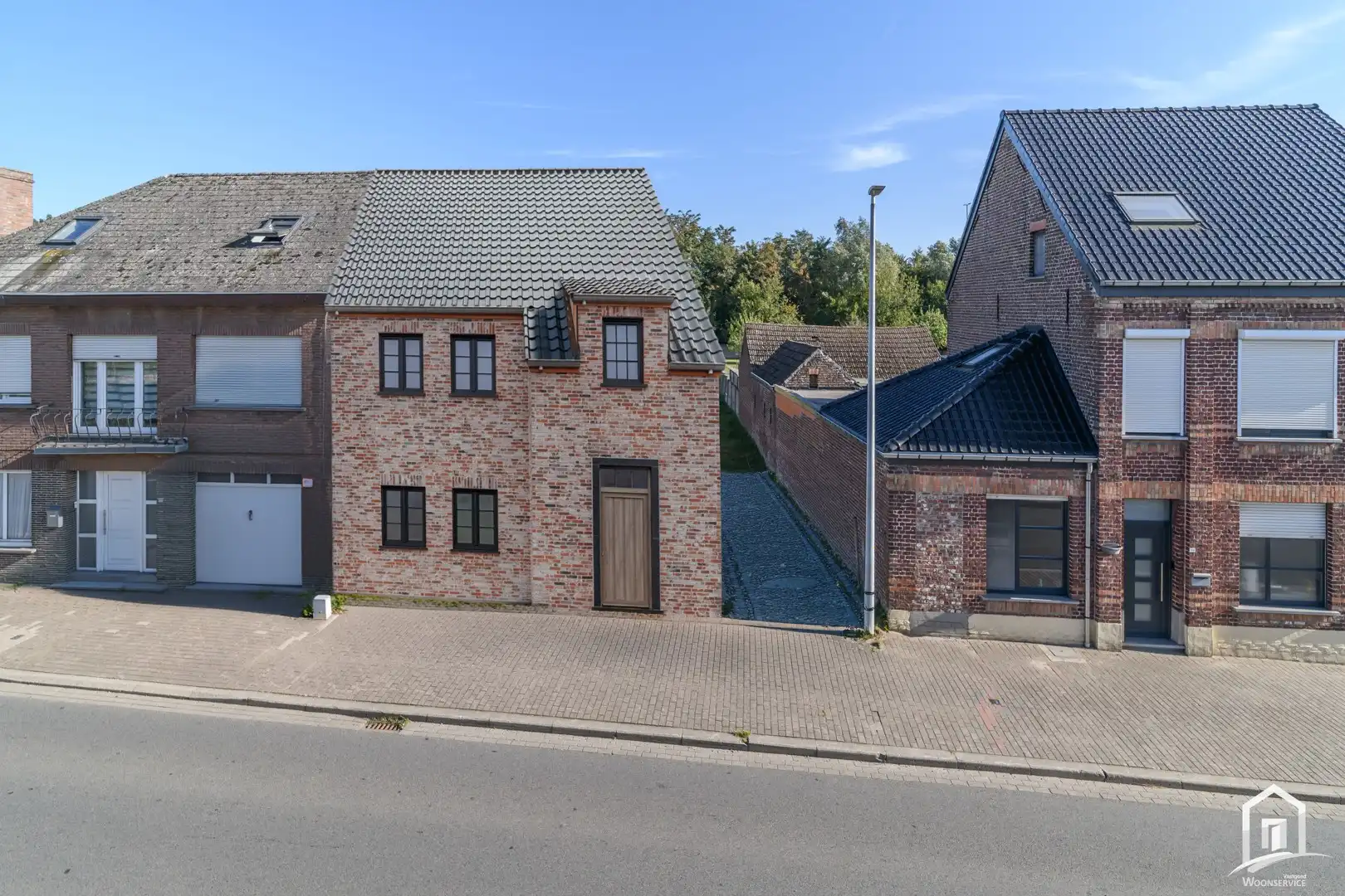 Nieuwbouwwoning te Erpe-Mere foto {{pictureIndex}}