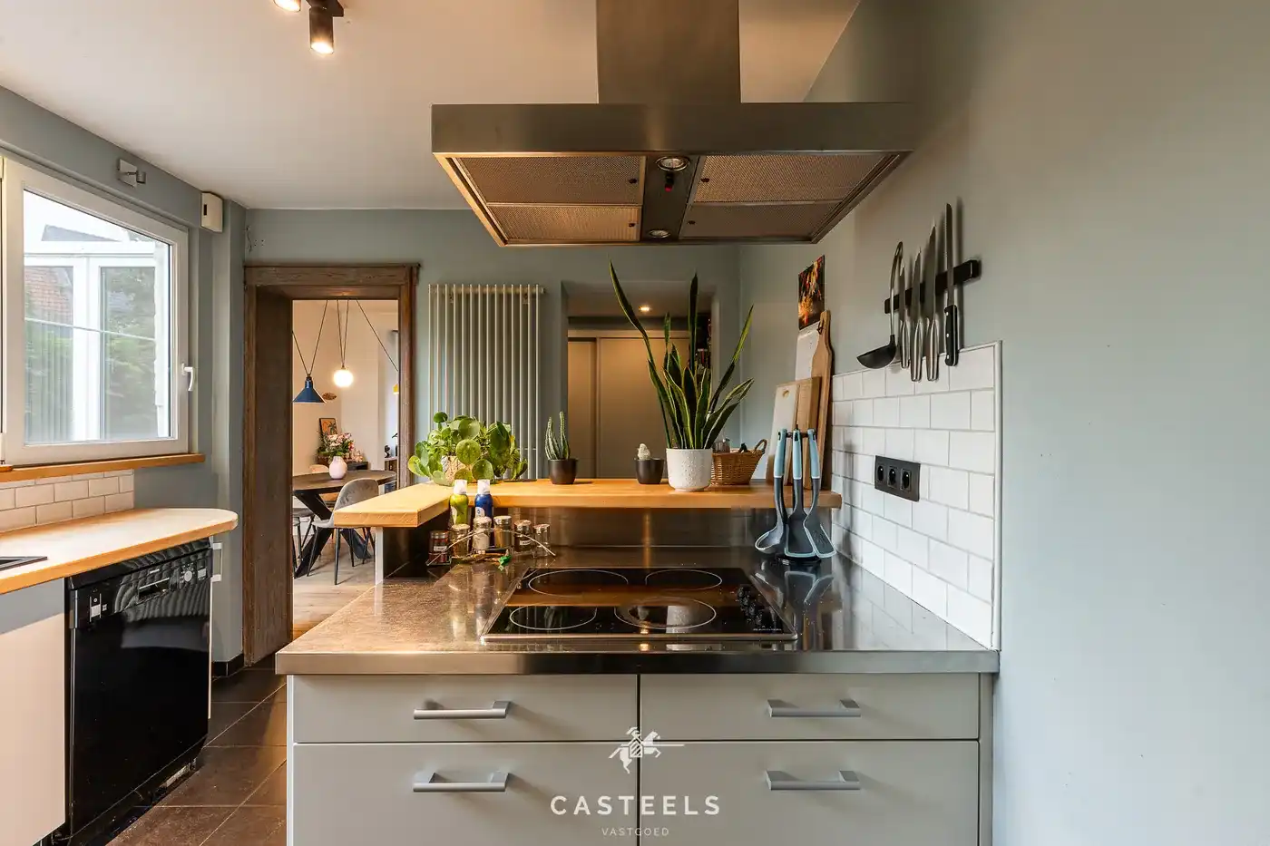 Centraal gelegen rijwoning met tuin in Sint-Denijs-Westrem foto 15