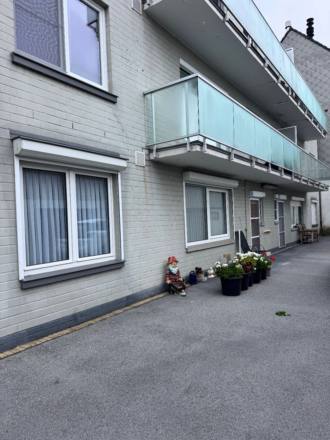 Gelijkvloers appartement met 2 slaapkamers en garage te Aartrijke foto 17