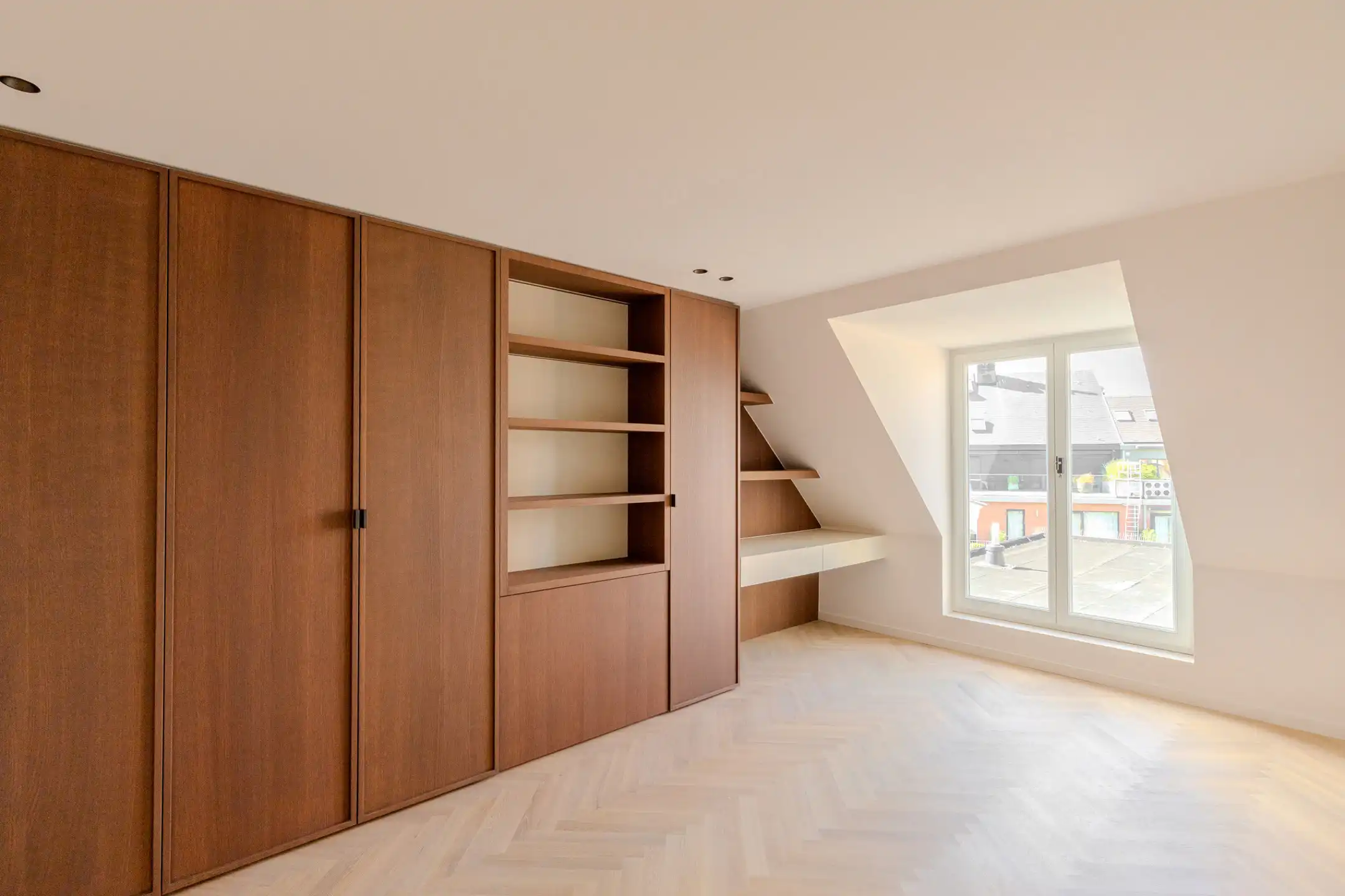 ANTWERPEN-ZUID - imposant neoclassicistisch herenhuis foto 24