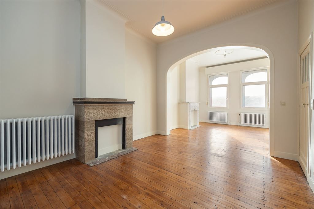 Stijlvol gerenoveerde woning met zonnige tuin! foto 9