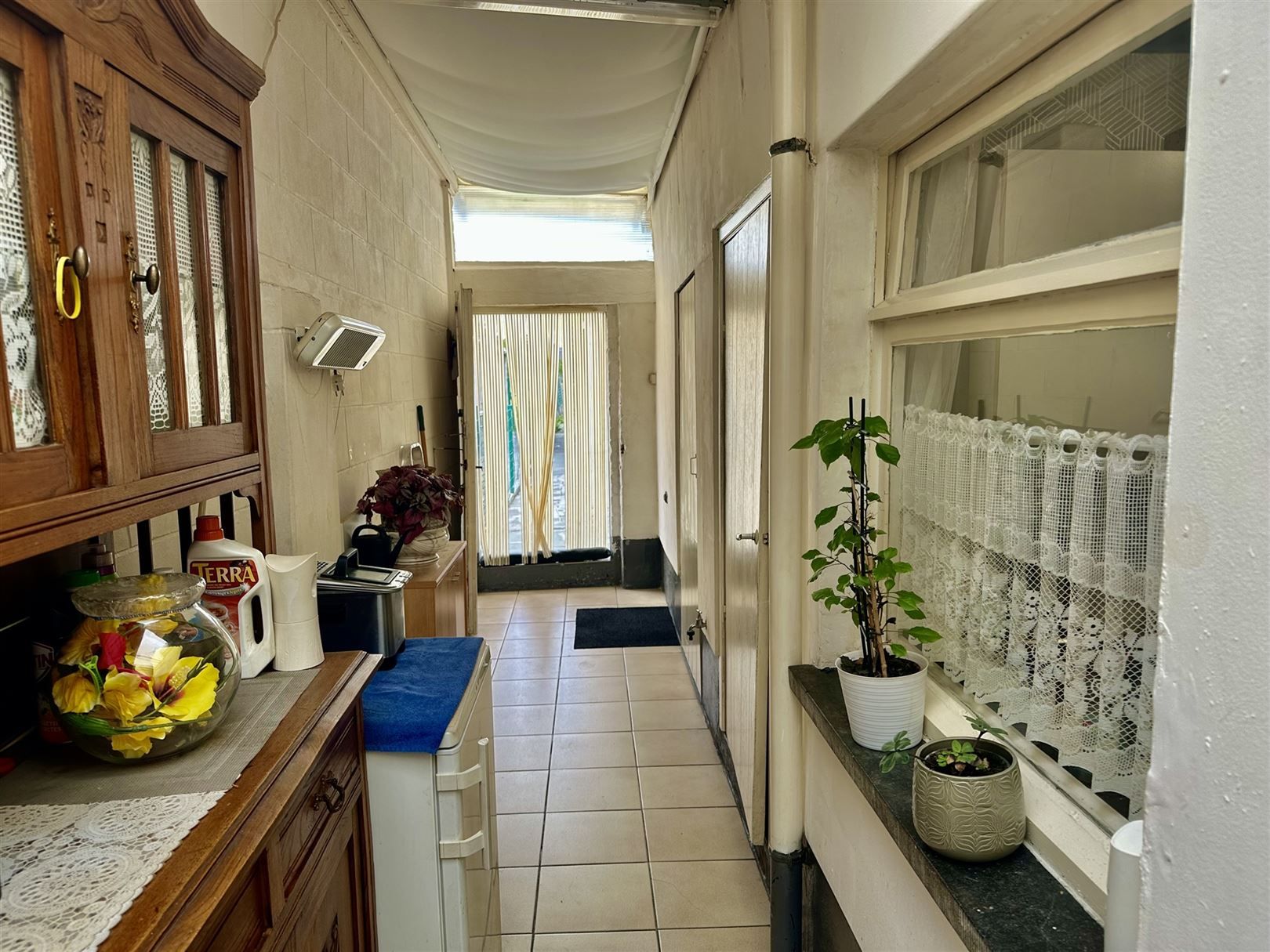 Te renoveren rijwoning te Eine. foto 6