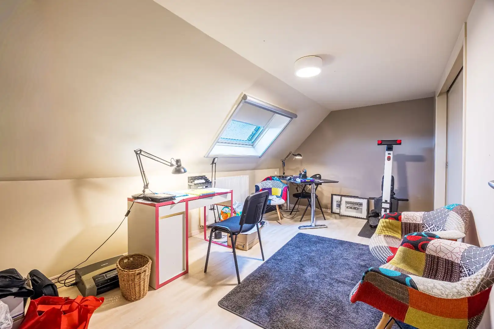 Prachtige woning met dubbele garage en tuin  foto 32