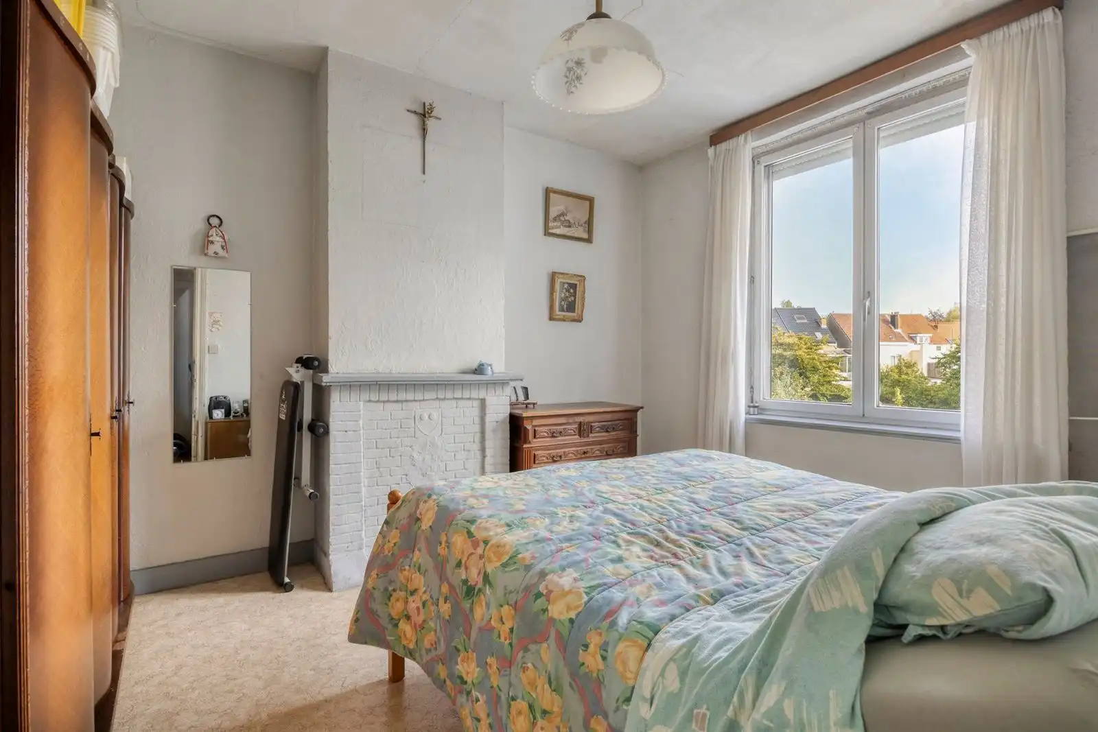Ruime woning met tuin en inrichtbare zolder foto 17