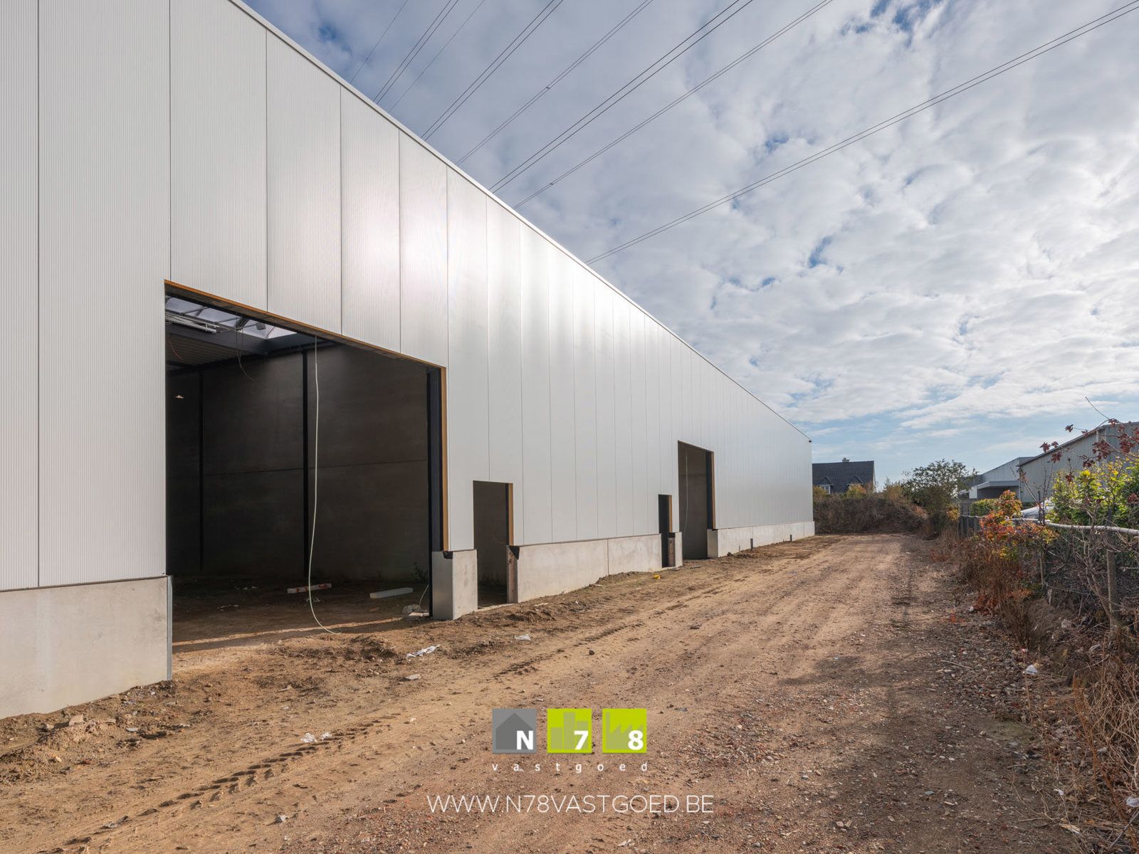 Bedrijfsvastgoed te huur foto {{pictureIndex}}