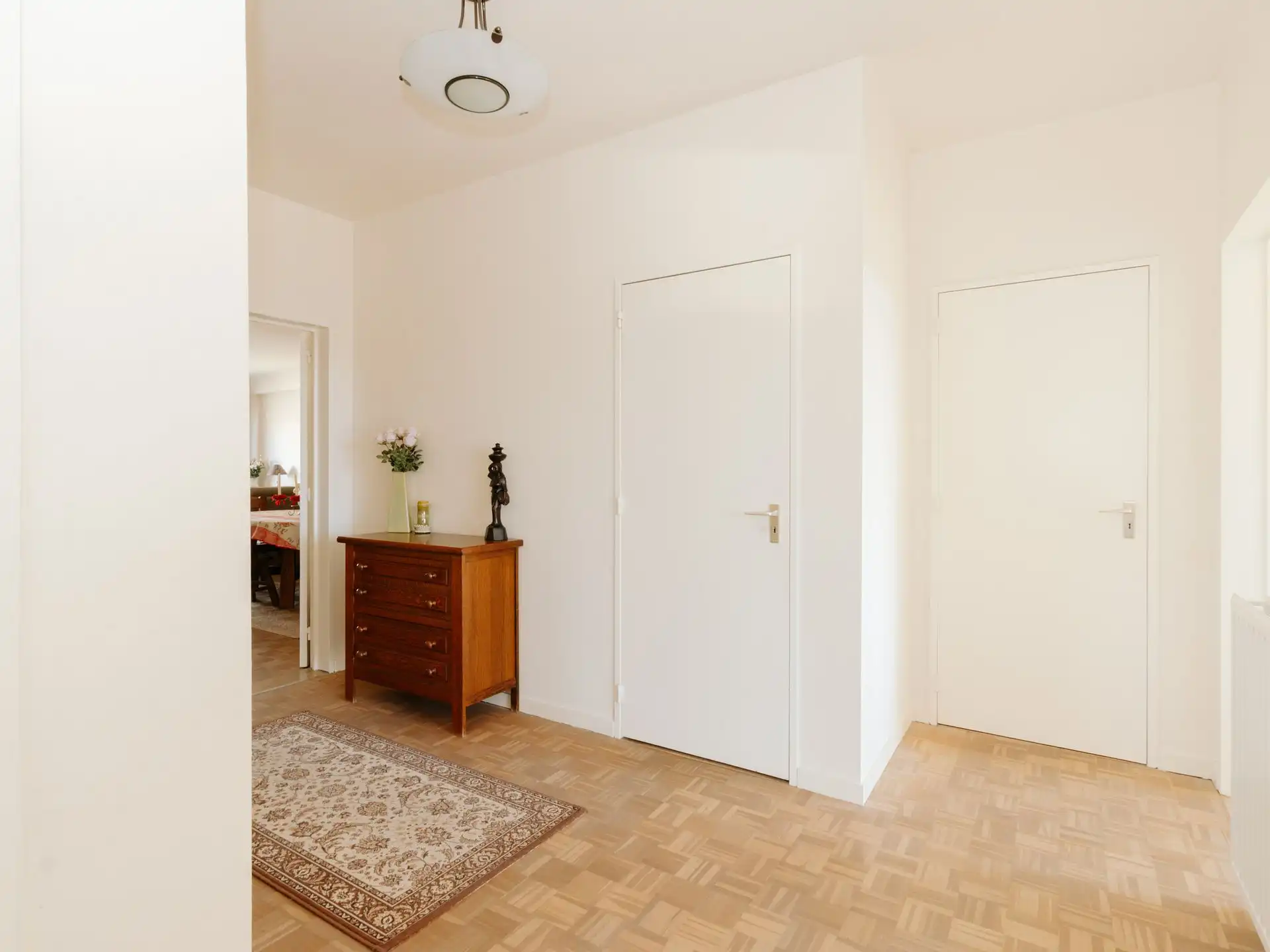 Appartement met 2 slaapkamers en terras in Wilrijk foto 2