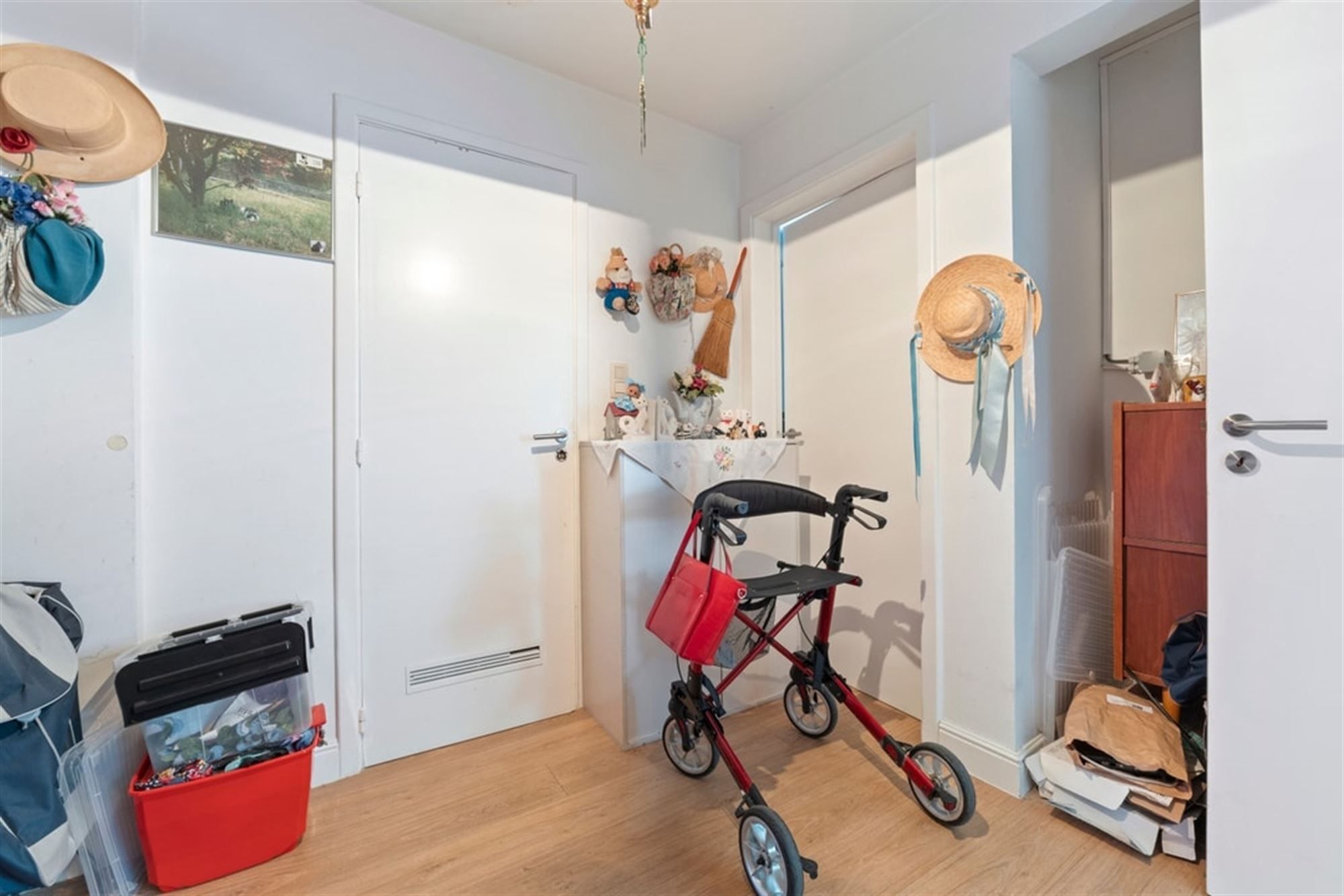 VERHUURD 2 SLK APPARTEMENT IN HET CENTRUM VAN SINT-TRUIDEN  foto 6