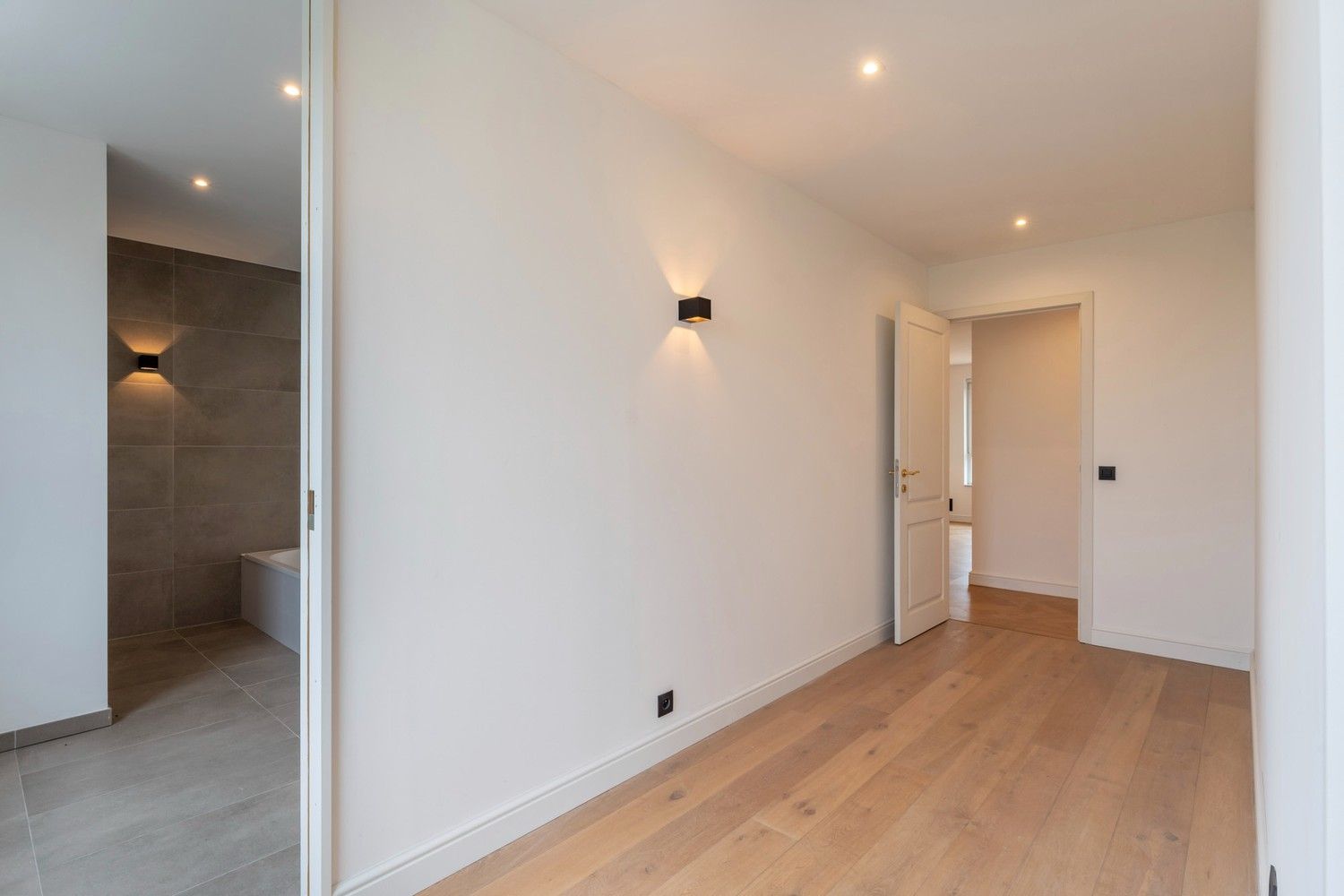 Exclusief appartement in de stadsrand van Sint-Truiden foto 11