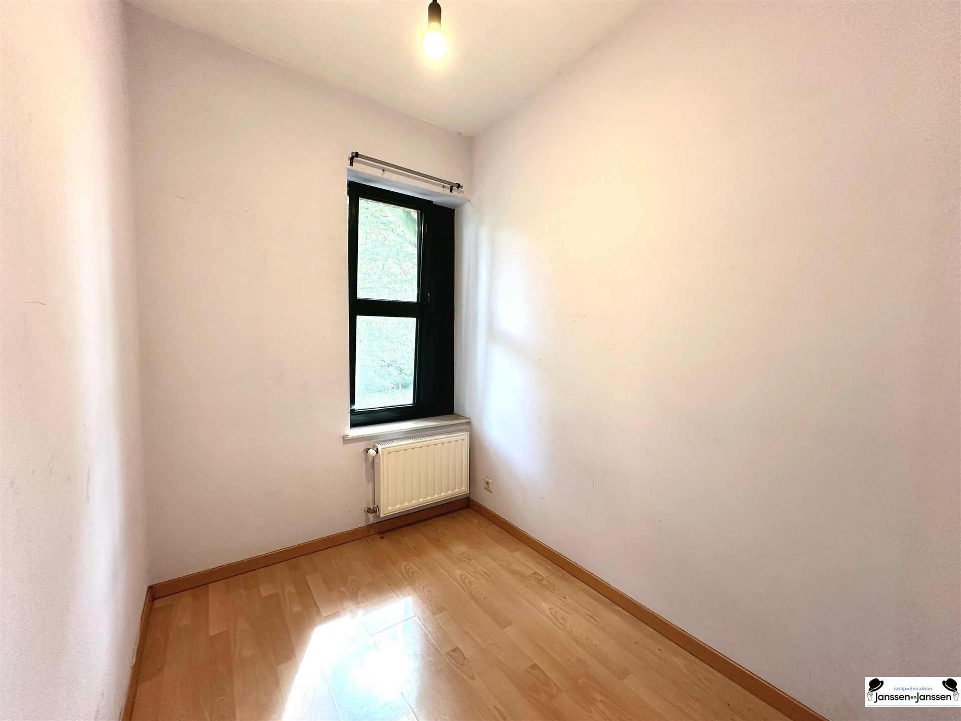 Hoekappartement met 2 slaapkamers in het centrum van Wuustwezel foto 5