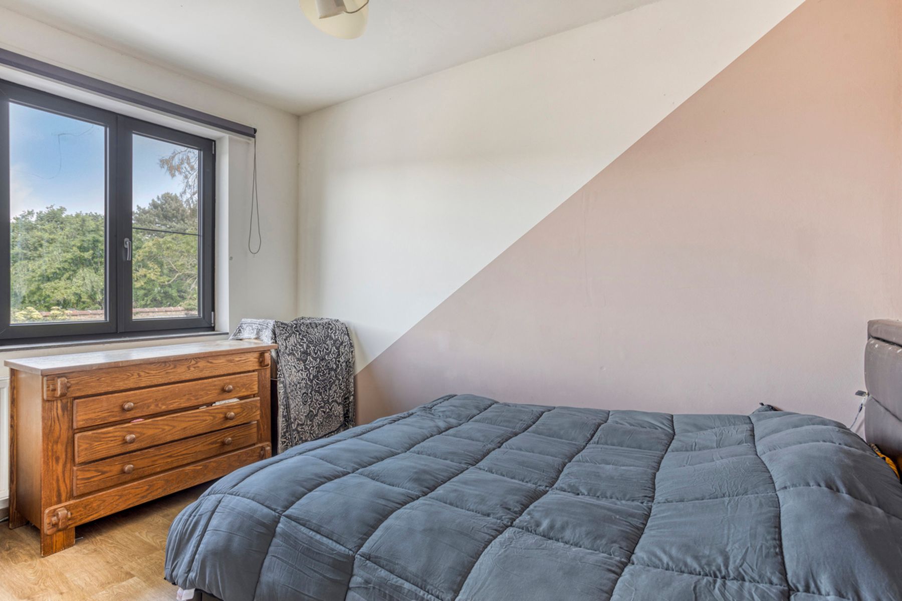 Lichtrijke instapklare woning nabij Vrijbroekpark foto 13